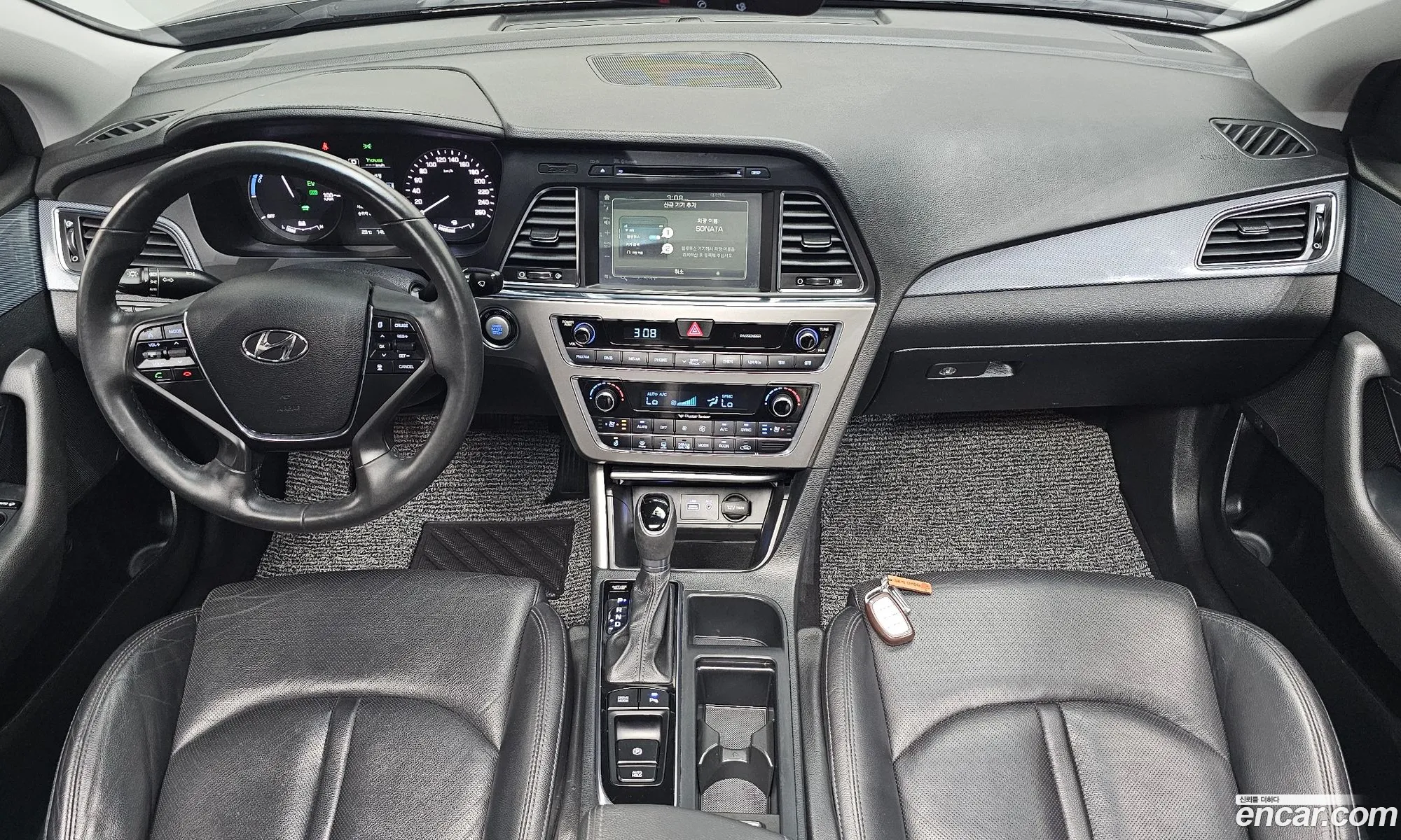 Hyundai LF Sonata Hybrid 2016 — 3