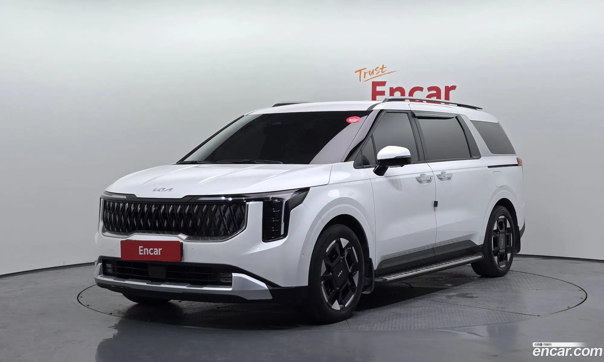 Kia Carnival 2024 — 3