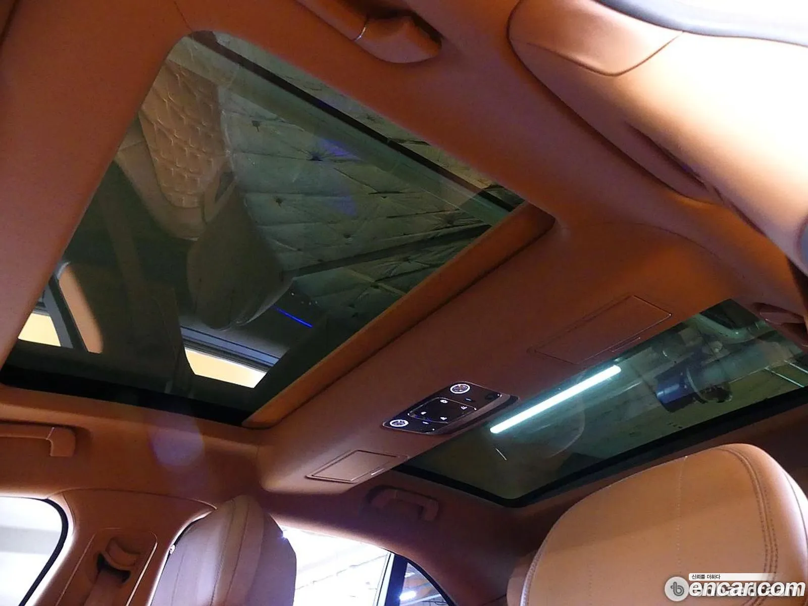 Bentley Flying Spur 2023 — 14