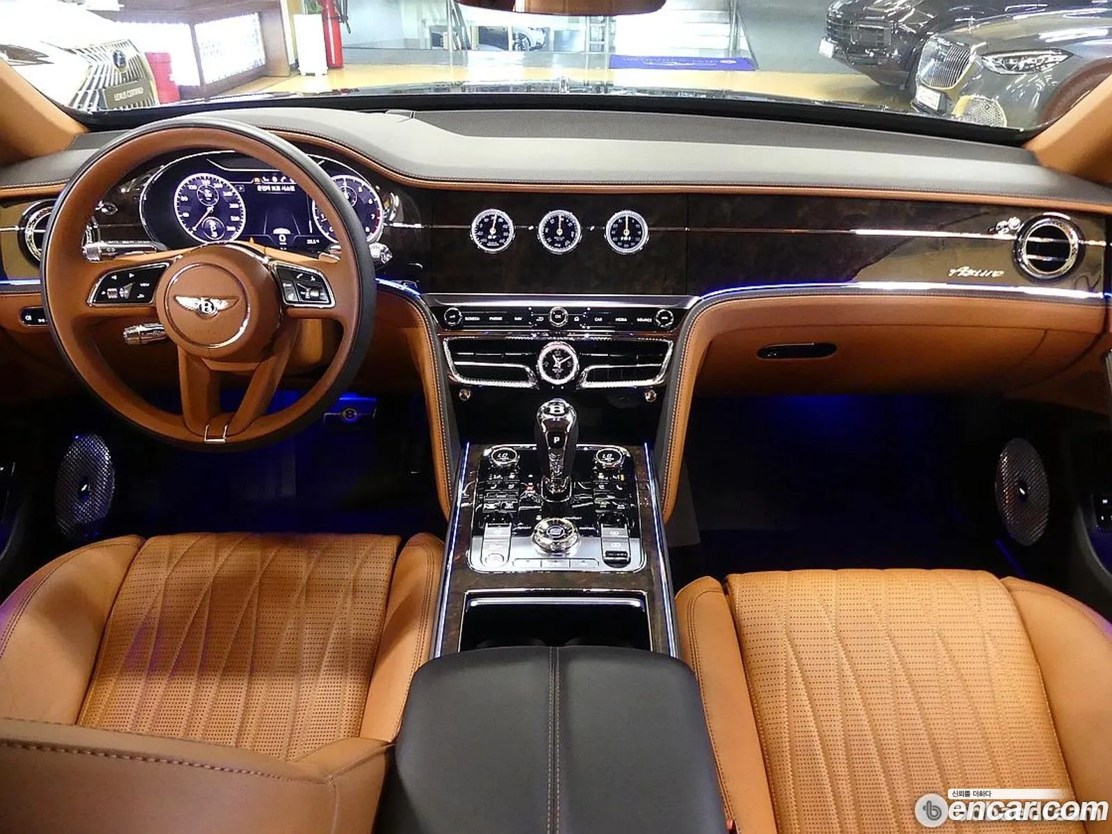 Bentley Flying Spur 2023 — 6