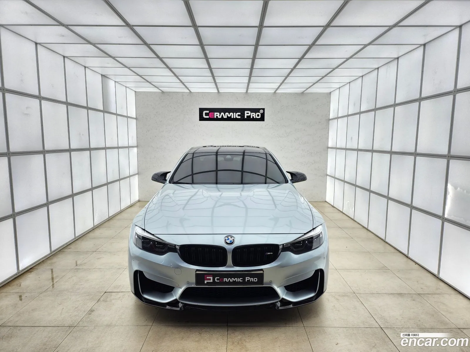 BMW M4 2018 — 8