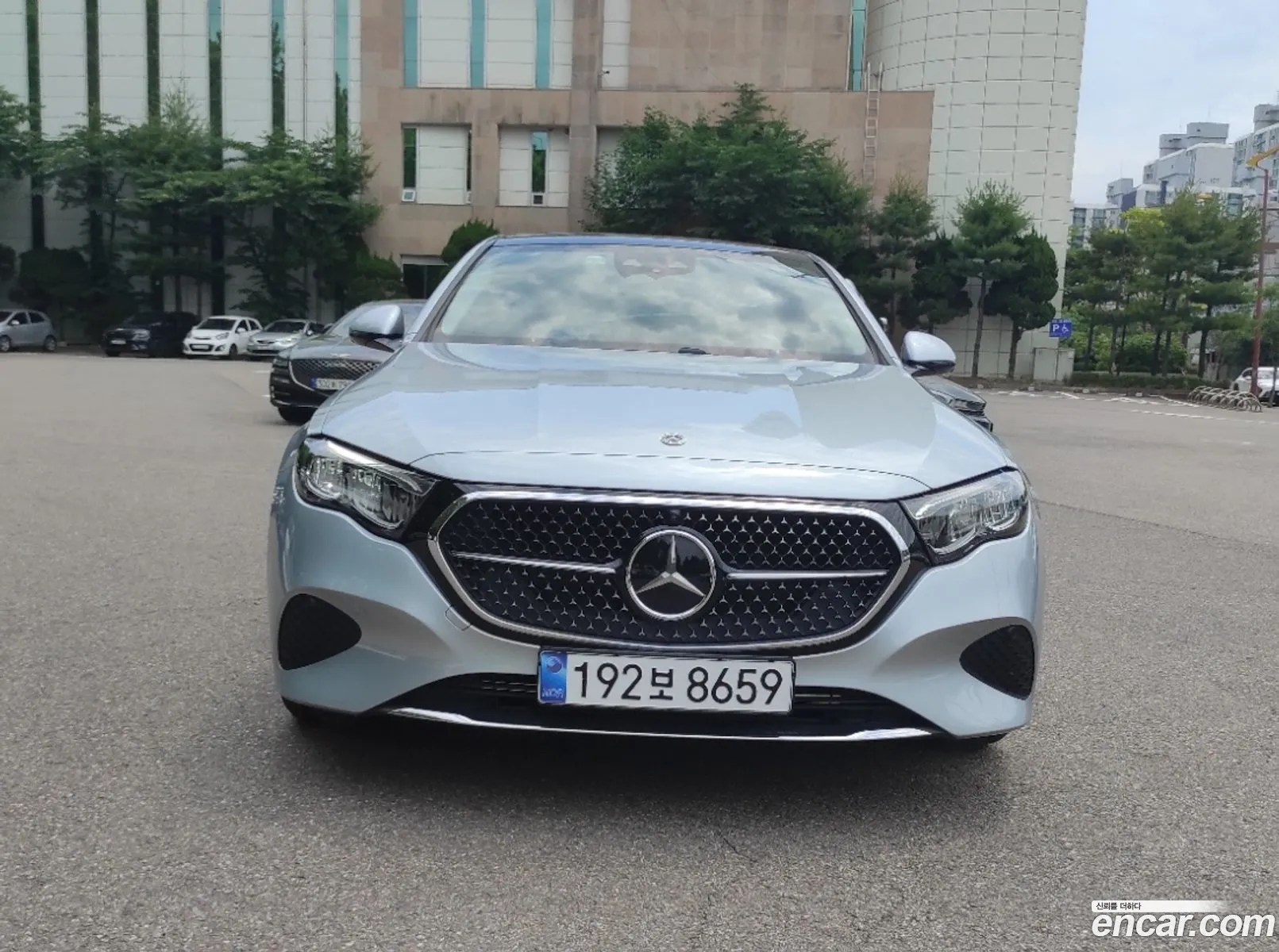 Mercedes-Benz E-Class W214 2024 — 5