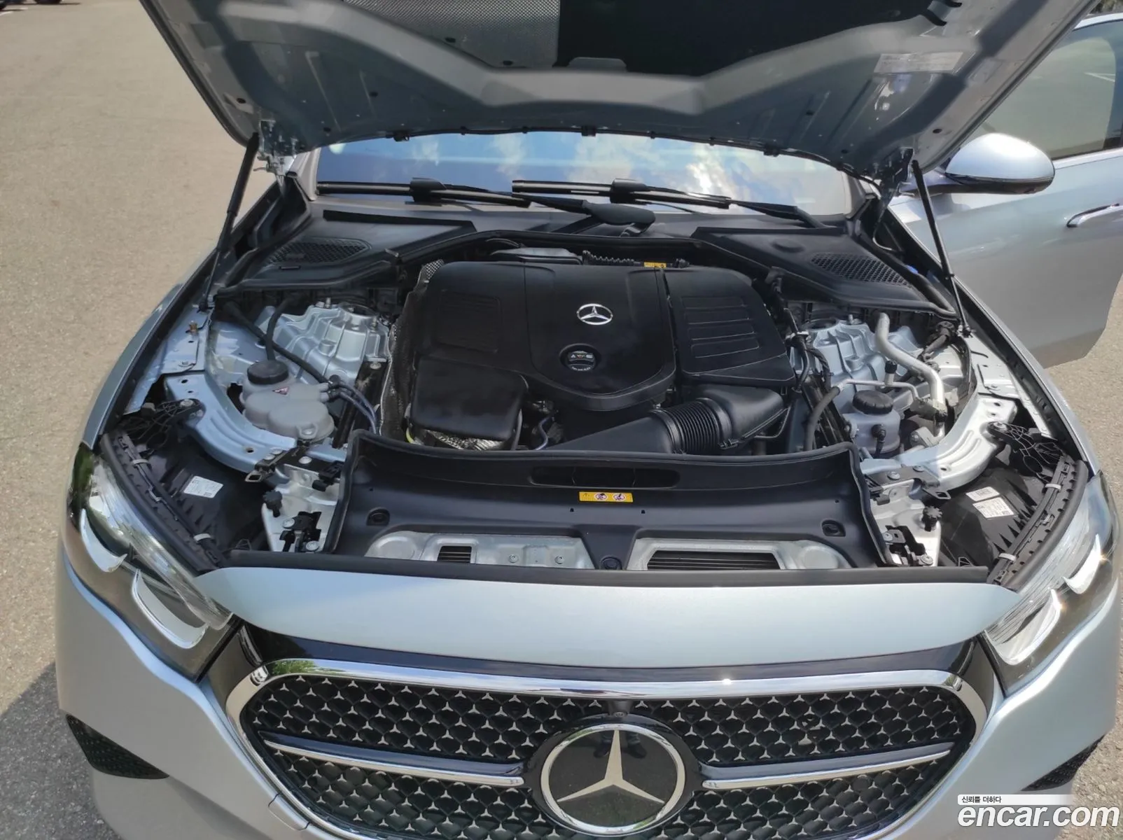 Mercedes-Benz E-Class W214 2024 — 10