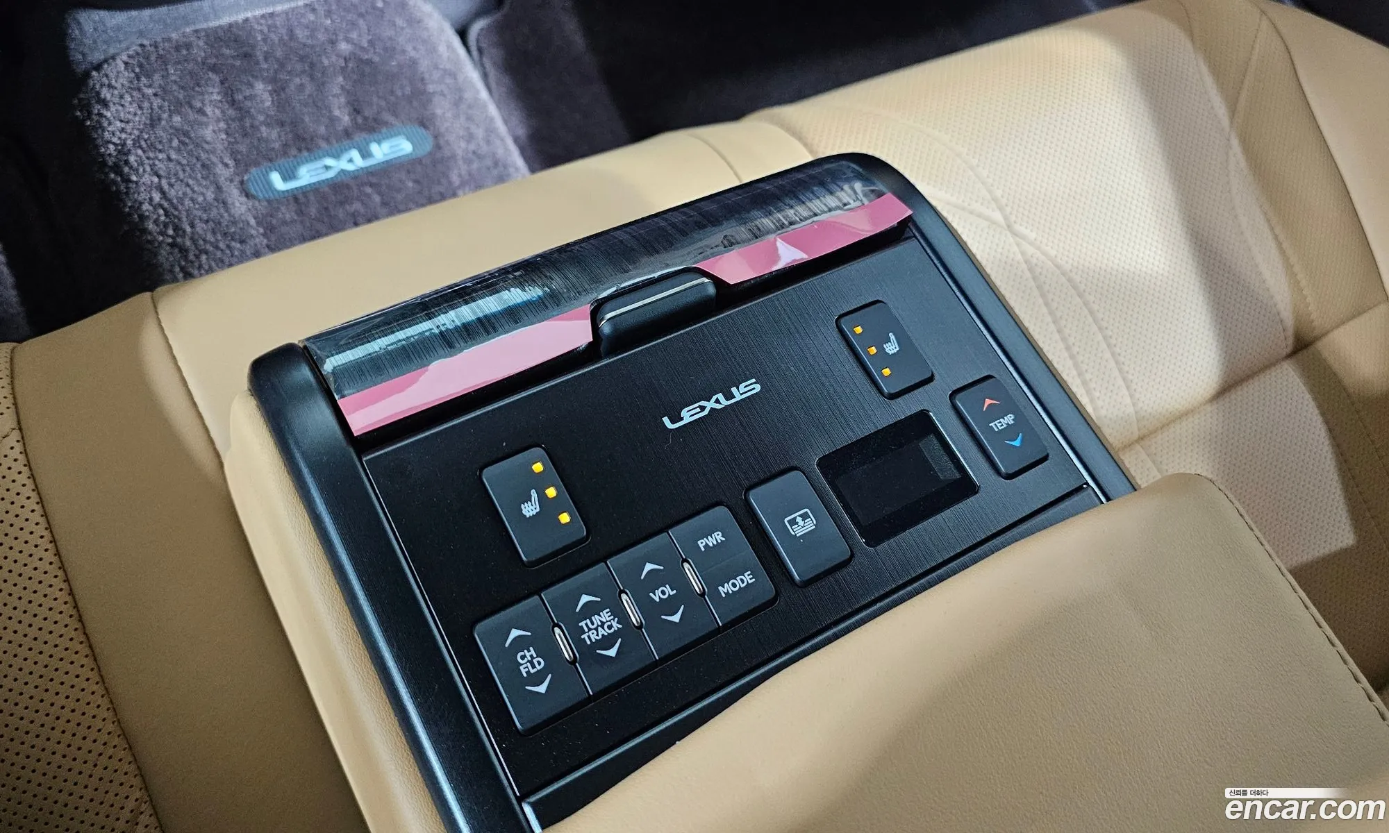 Lexus ES300h 7th Gen 2019 — 2