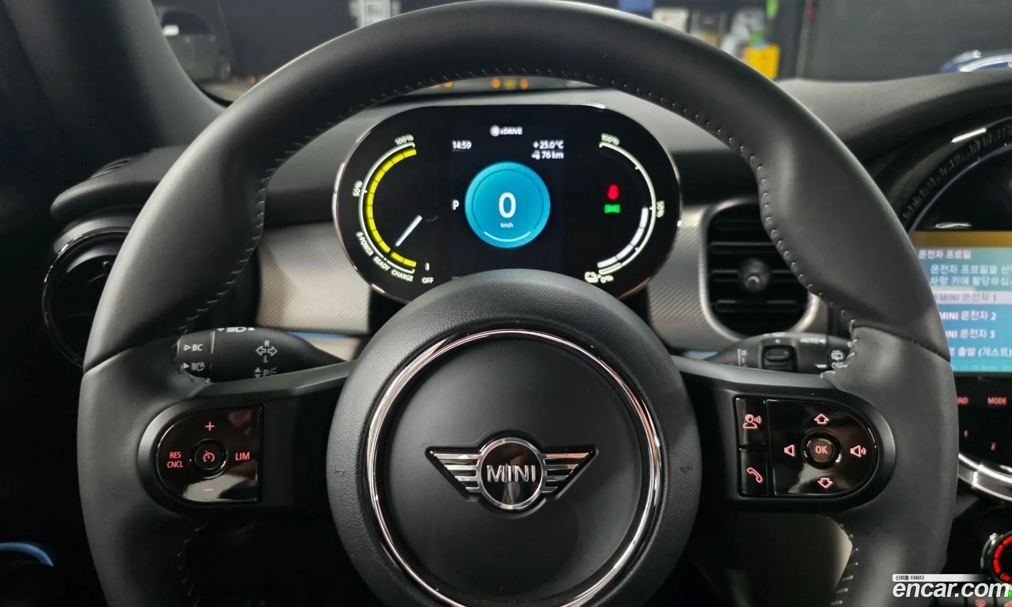 Mini Cooper Electric 2022 — 10