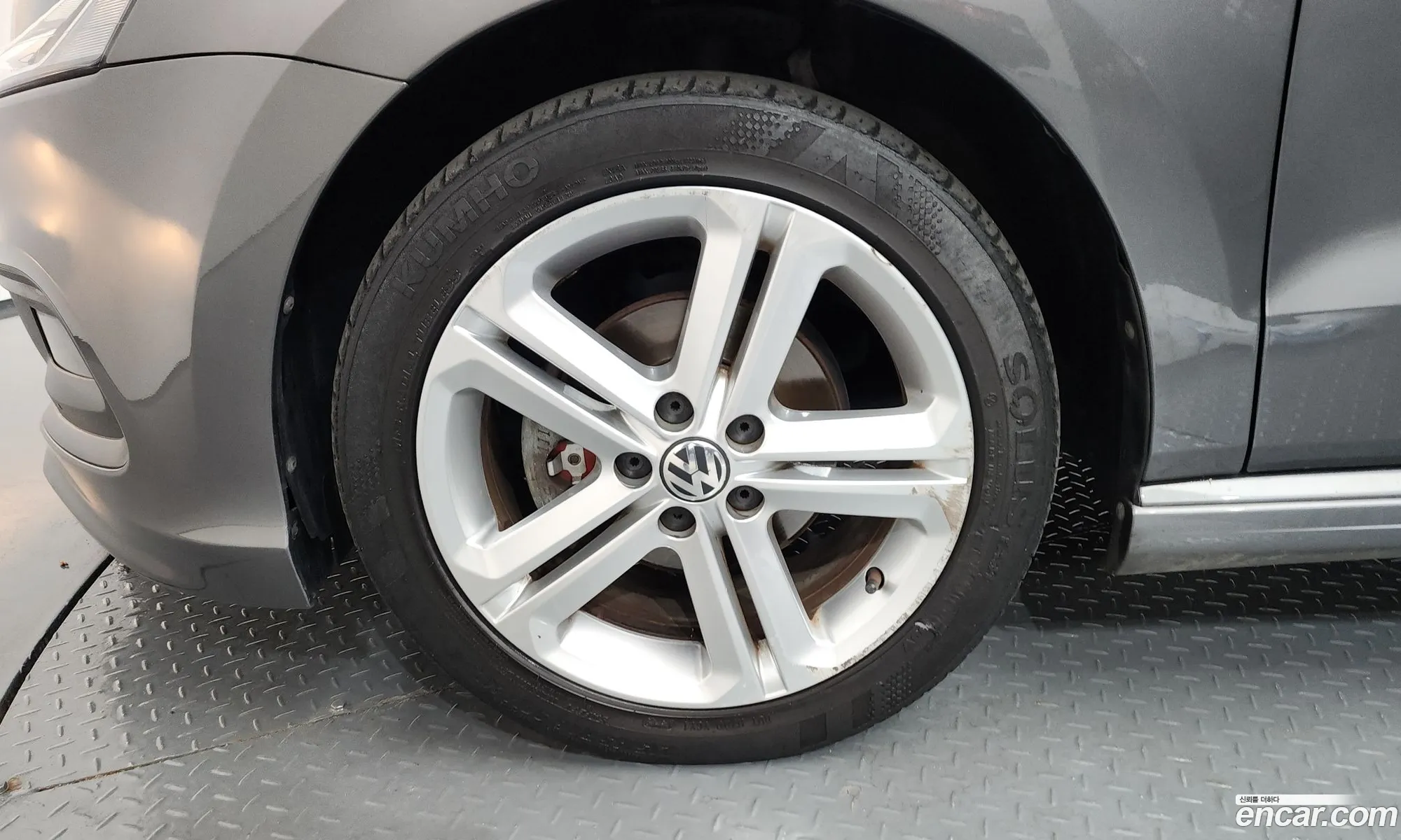 Volkswagen Polo 2014 — 12