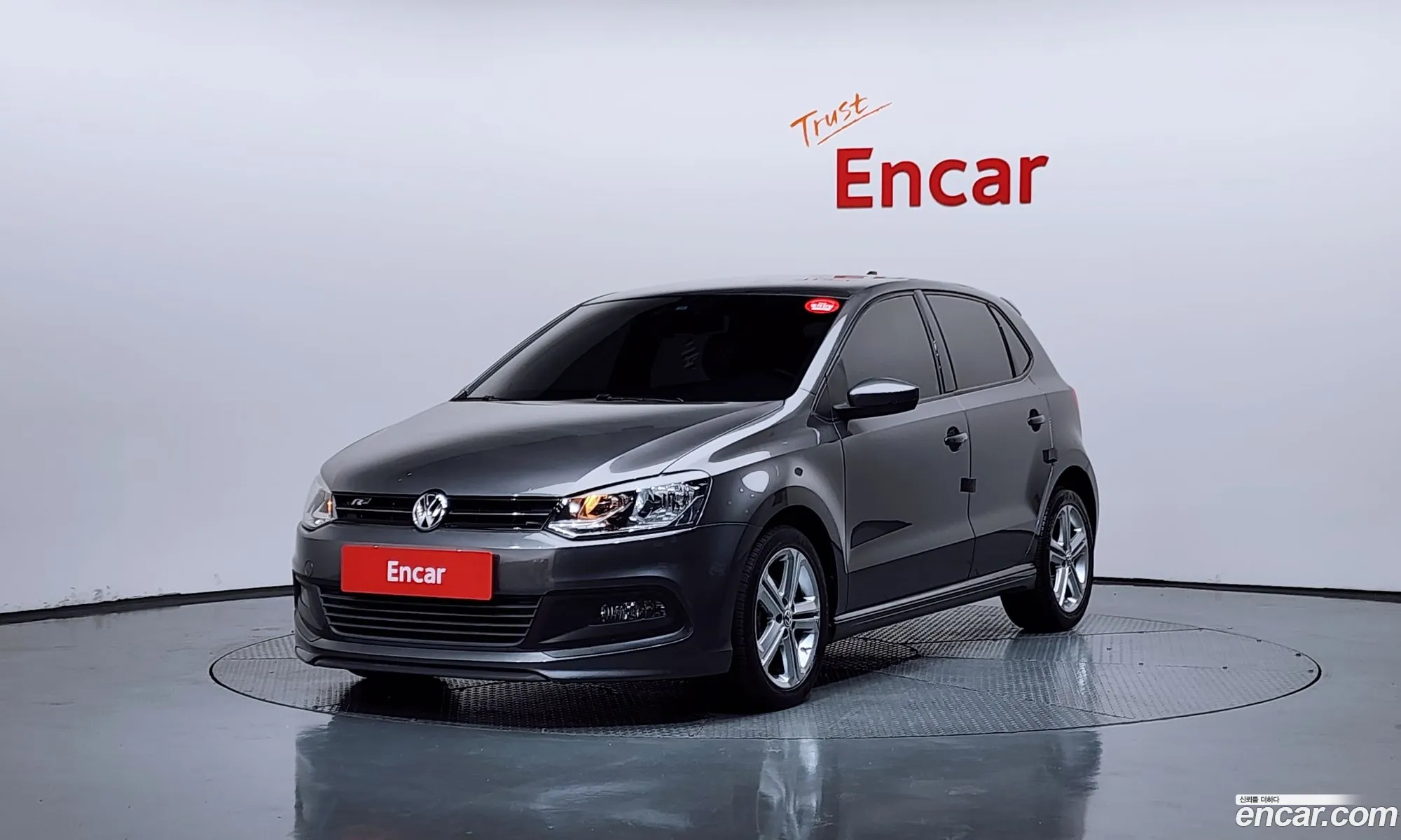 Volkswagen Polo 2014 — 13