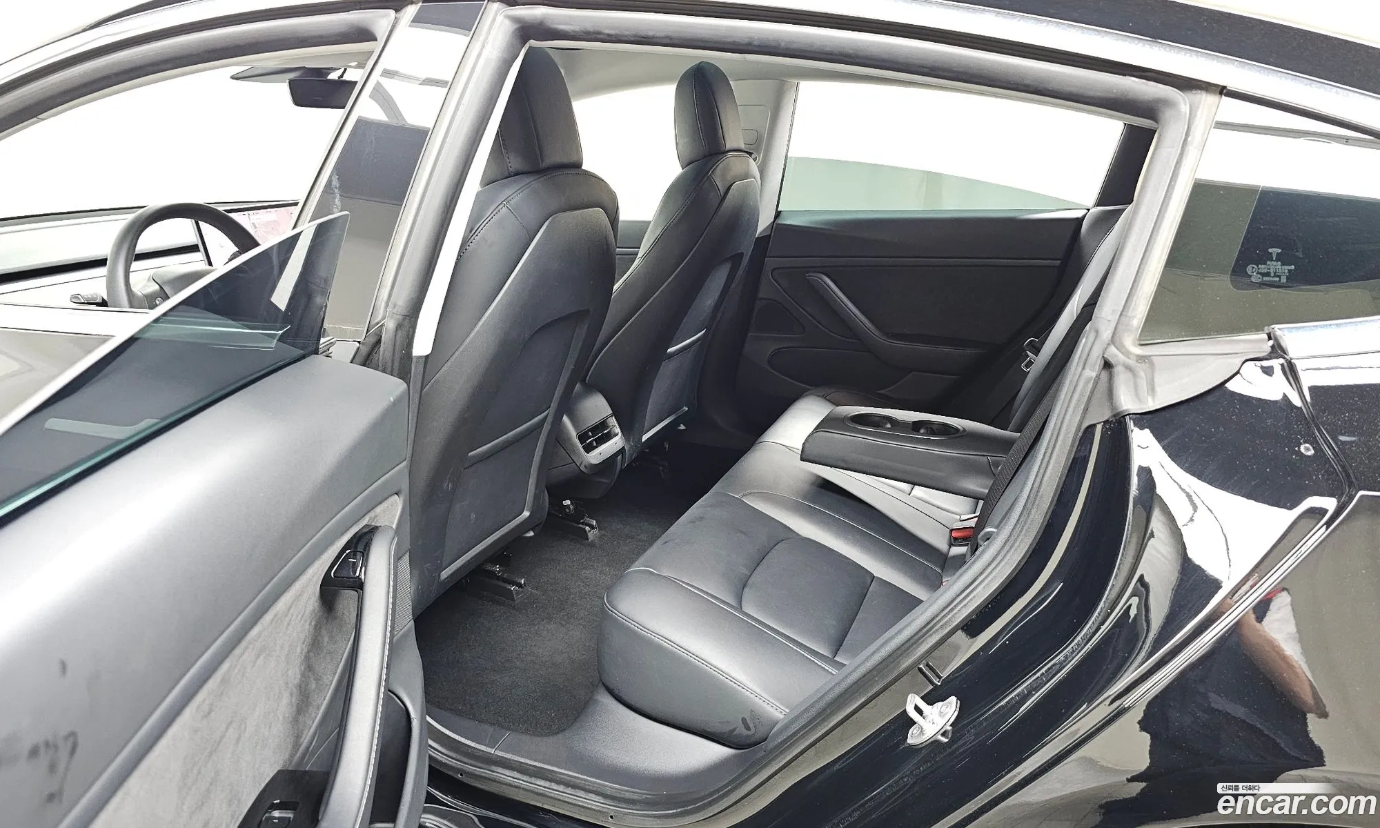 Tesla Model 3 2020 — 19