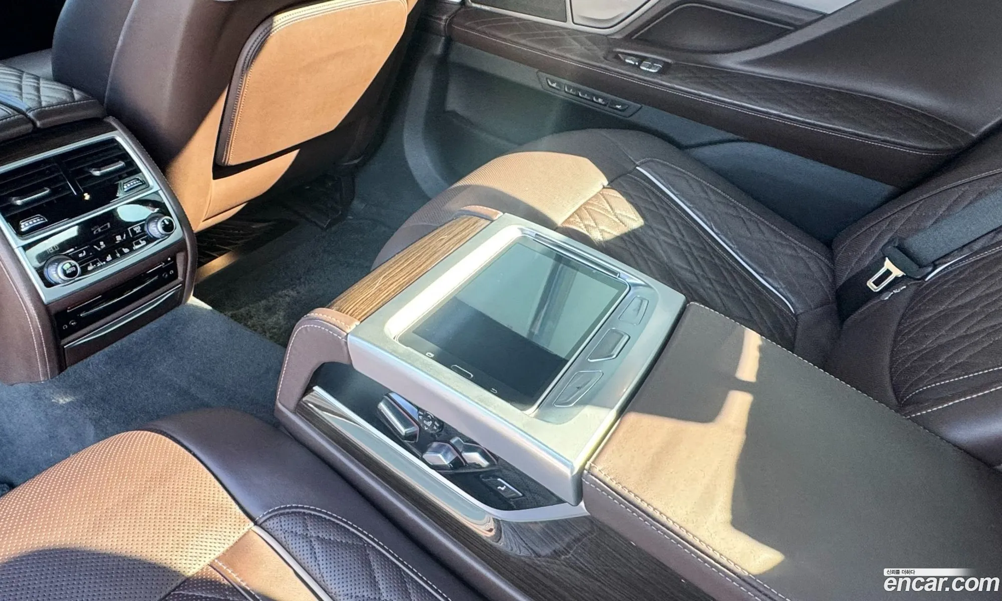 BMW 7 Series 2021 — 12