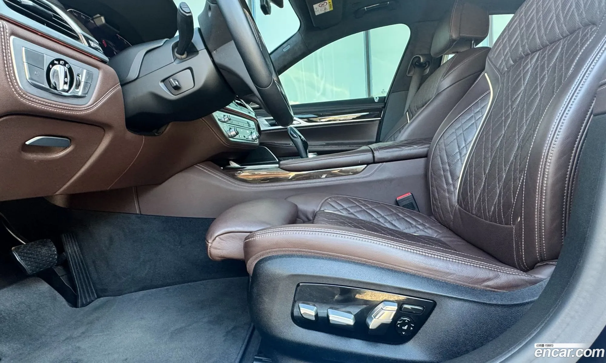 BMW 7 Series 2021 — 18