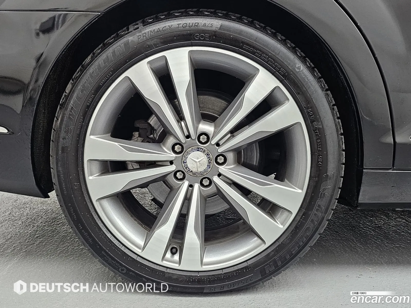 Mercedes-Benz S-Class W221 2012 — 17