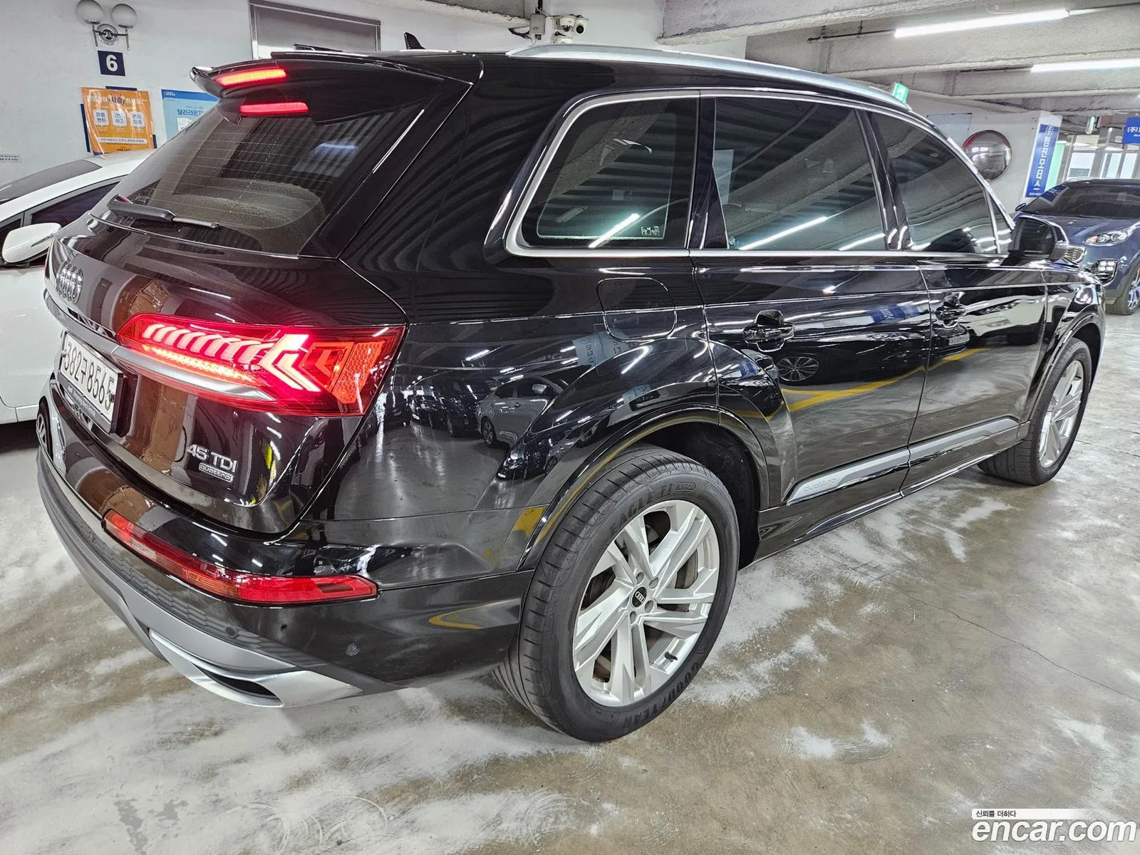 Audi Q7 2022 — 14