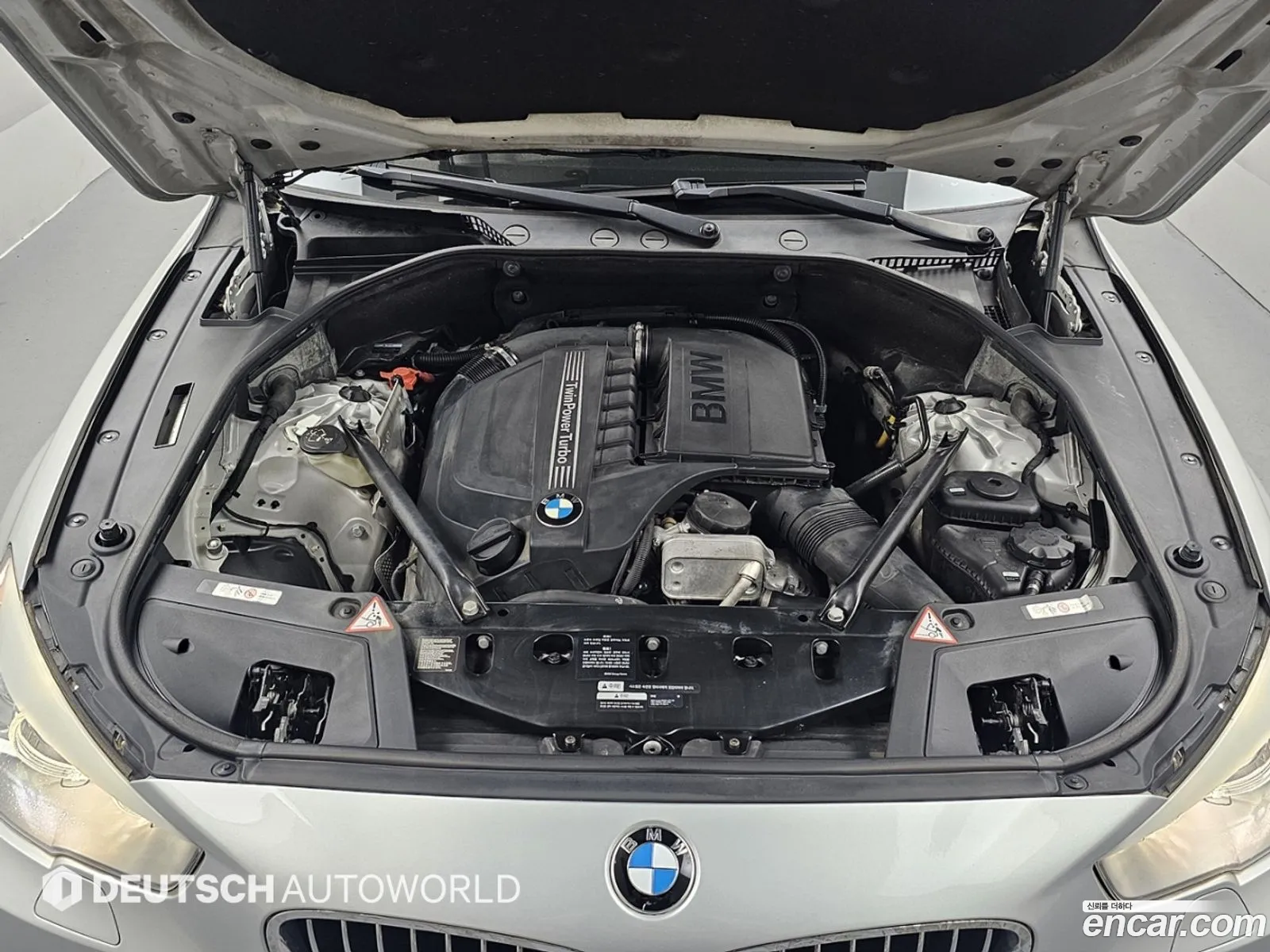 BMW 5 Series GT 2012 — 14