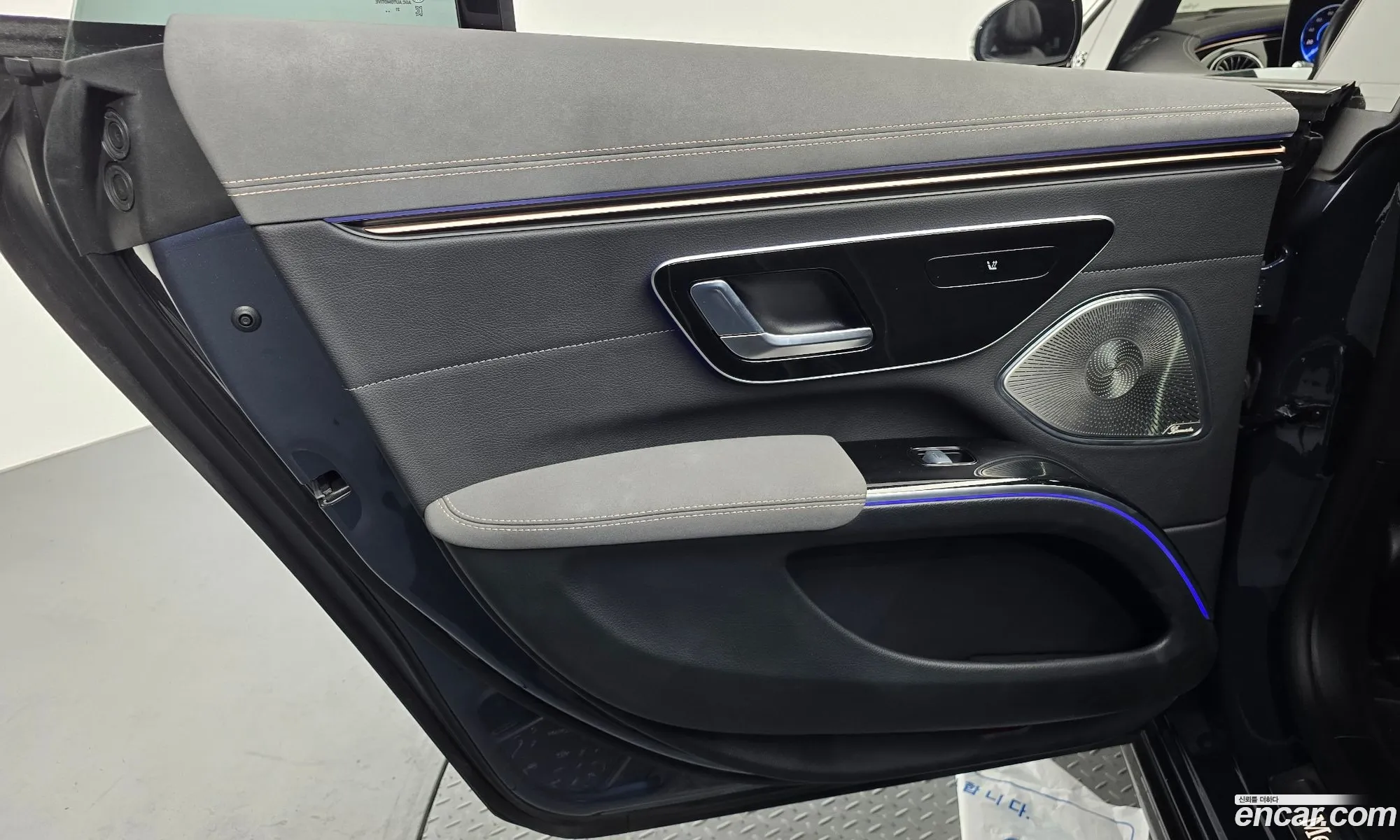 Mercedes-Benz EQS V297 2022 — 36