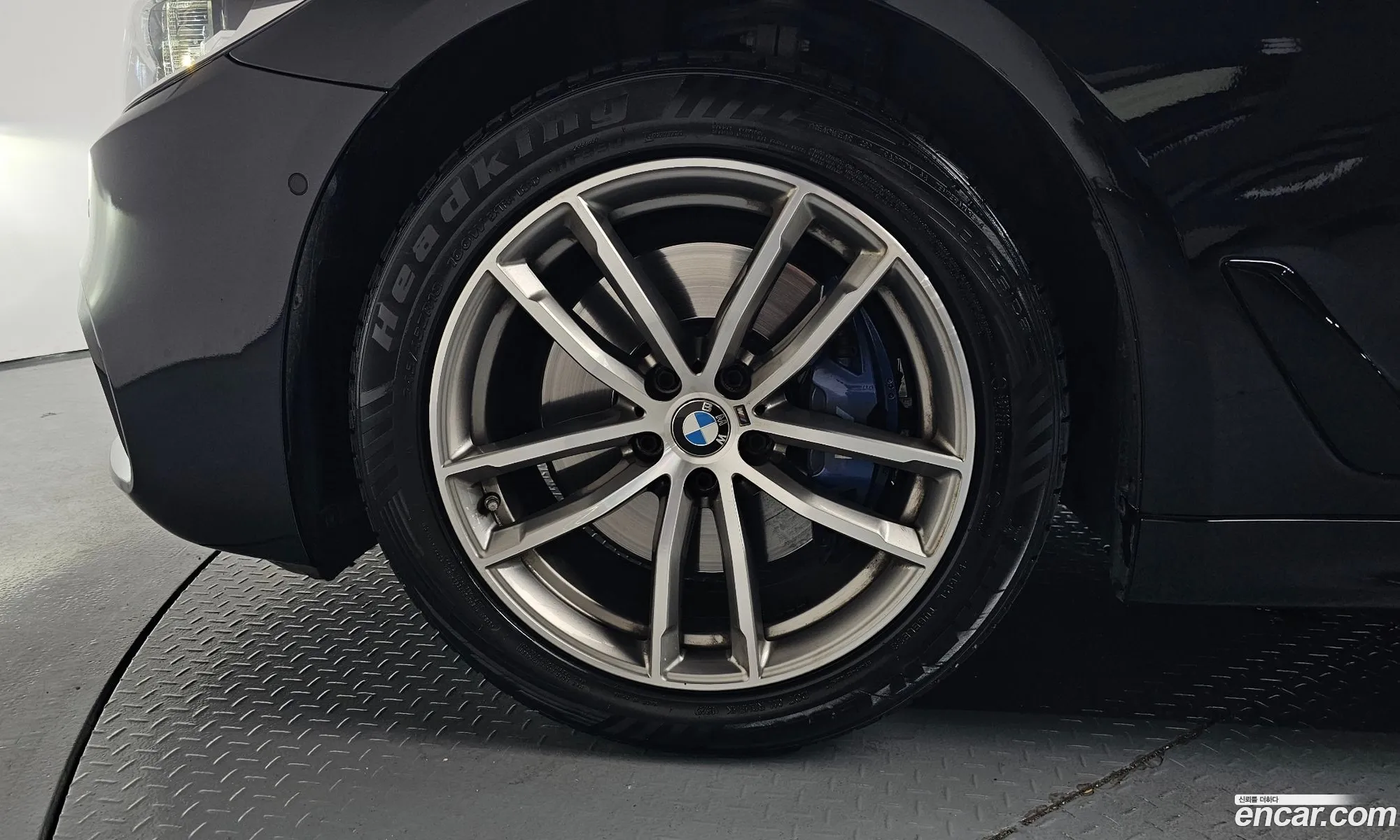 BMW 5 Series 2017 WBAJD3101HWA90860 — 17
