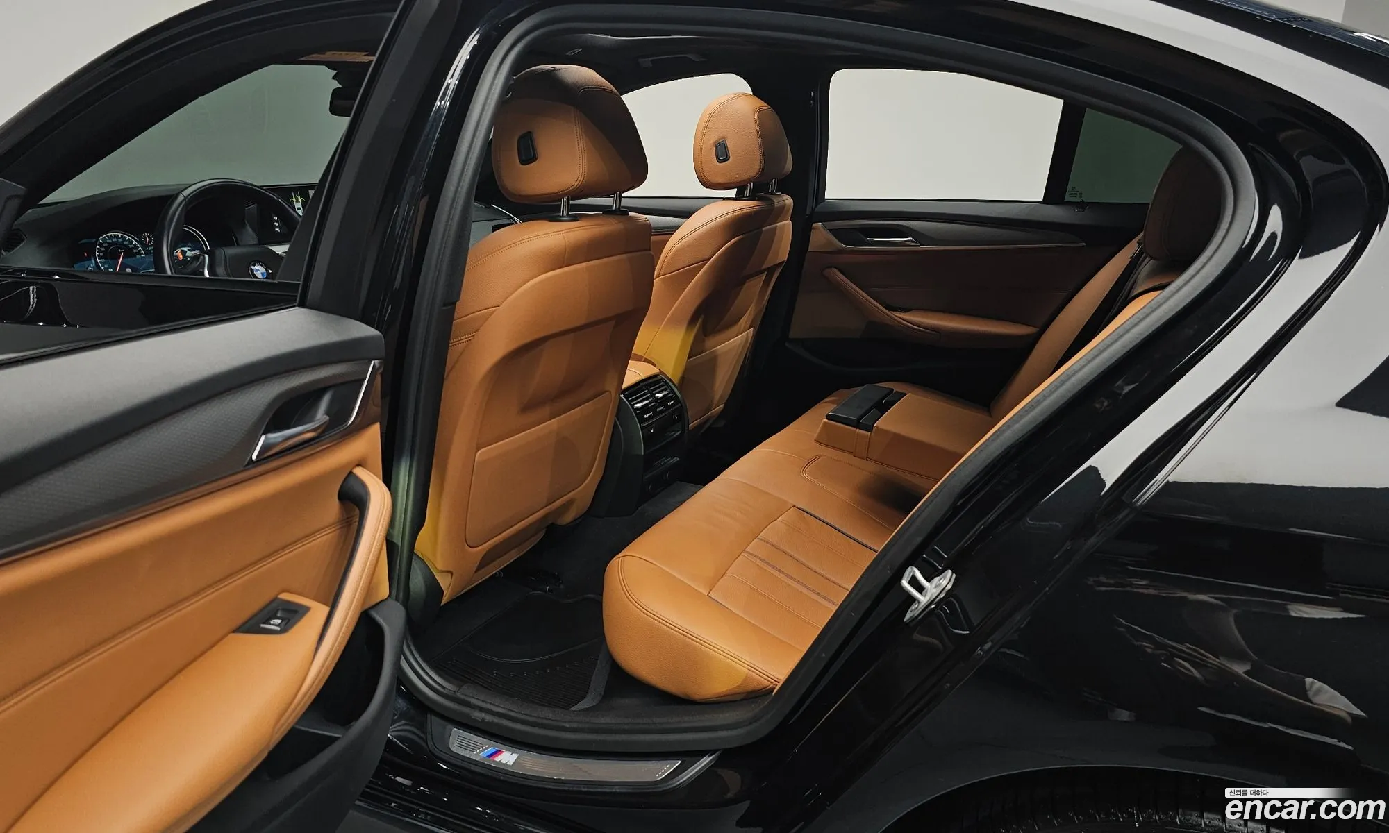 BMW 5 Series 2017 WBAJD3101HWA90860 — 27