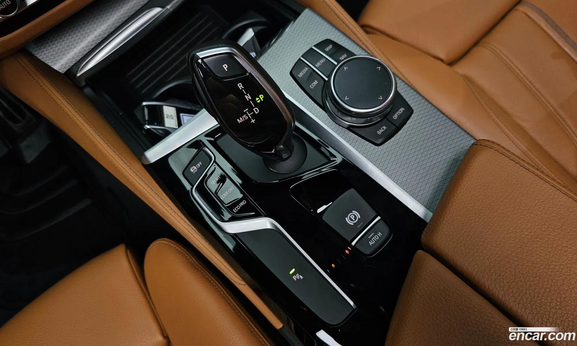 BMW 5 Series 2017 WBAJD3101HWA90860 — 8