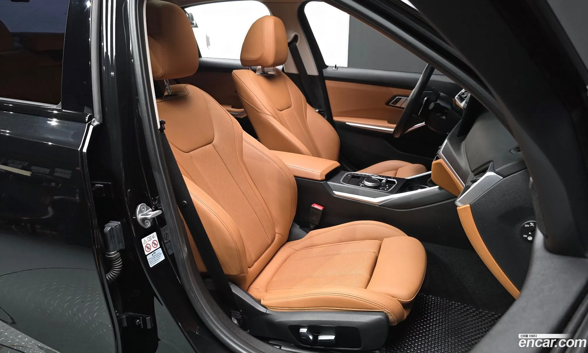 BMW 3 Series 2023 — 13