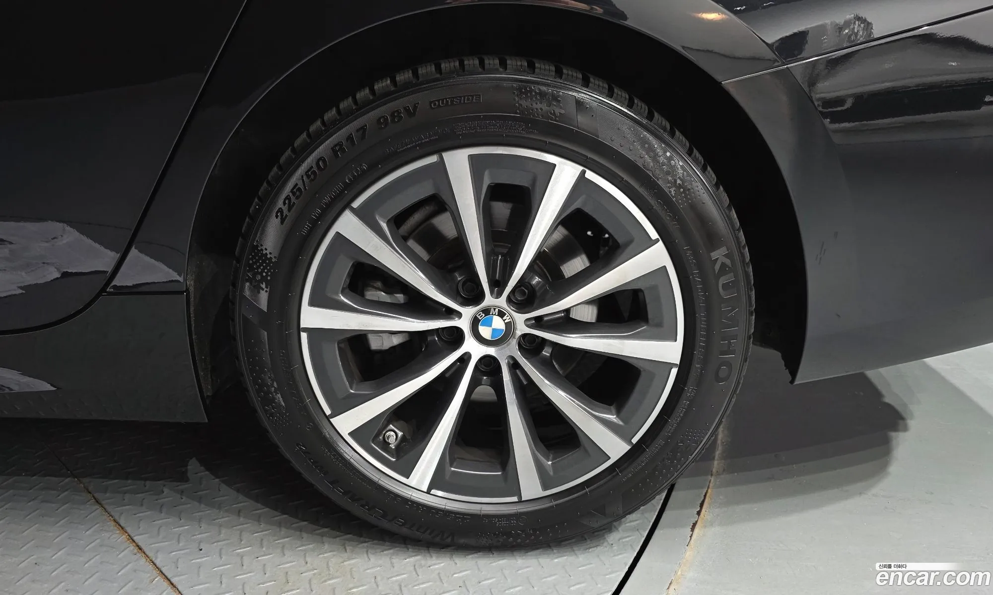 BMW 3 Series 2023 — 26