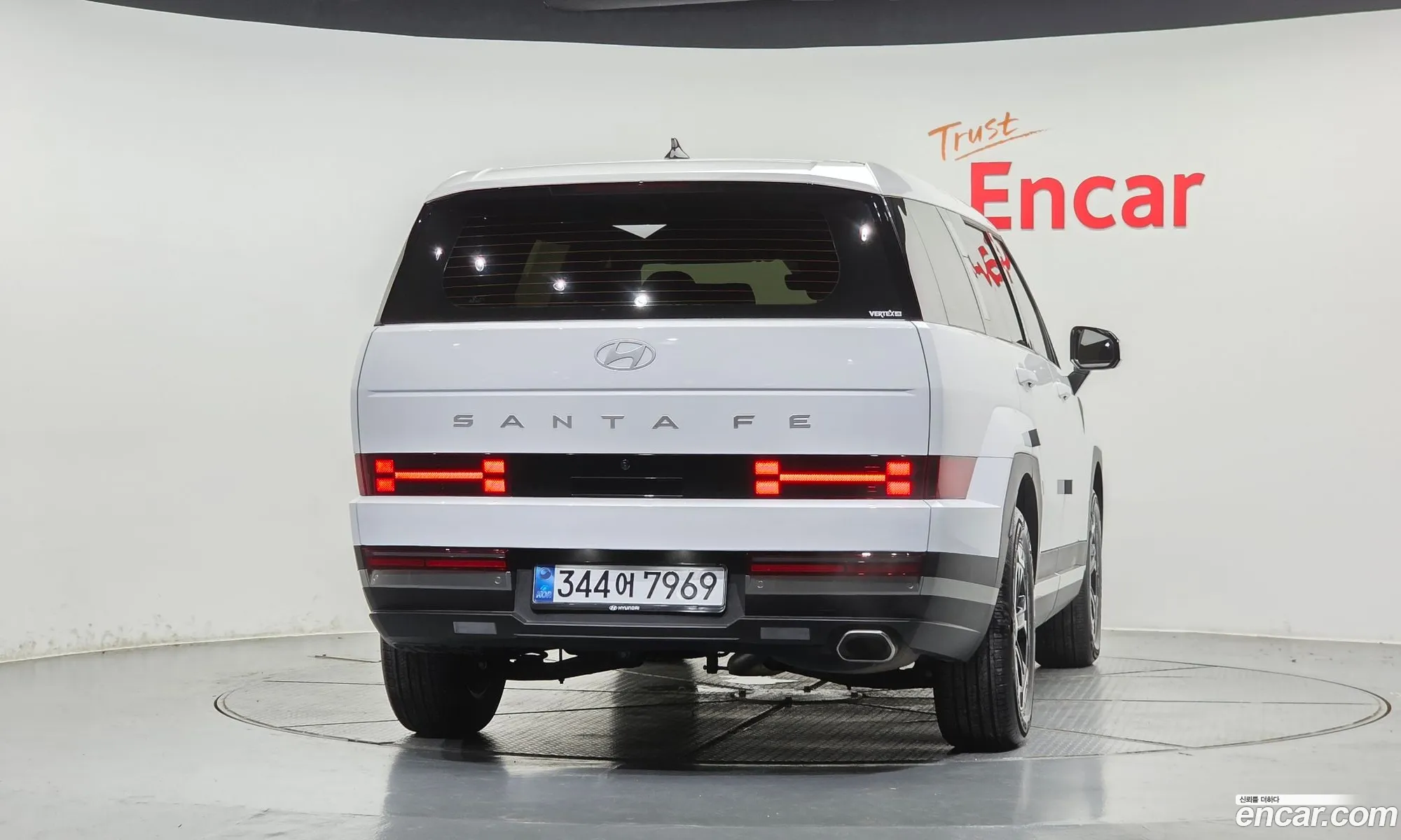 Hyundai Santa Fe 2025 — 2