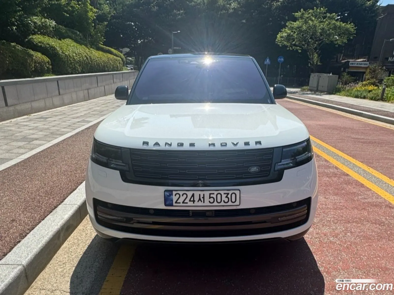 Land Rover Range Rover 2023 — 12