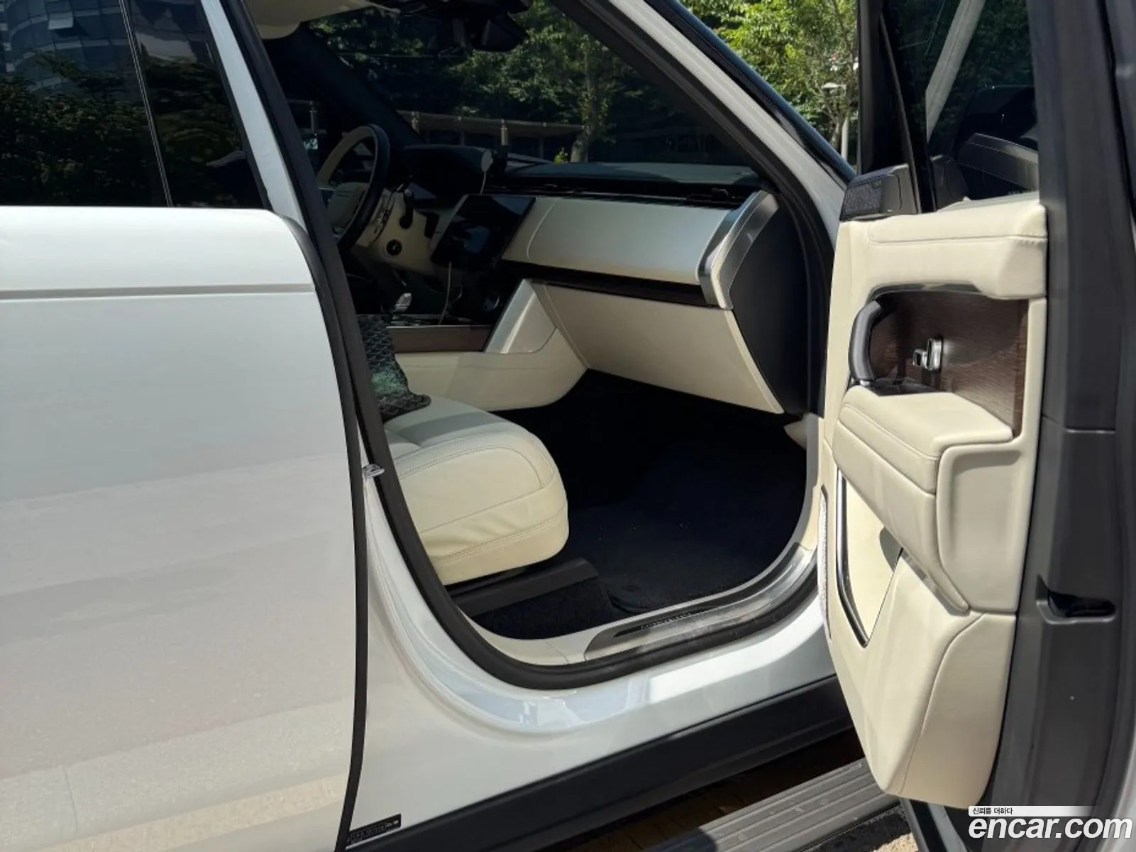 Land Rover Range Rover 2023 — 8