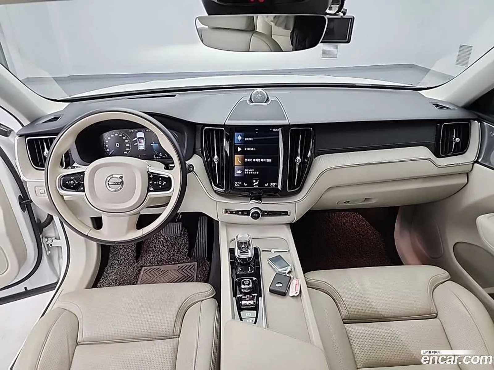 Volvo XC60 2021 — 4