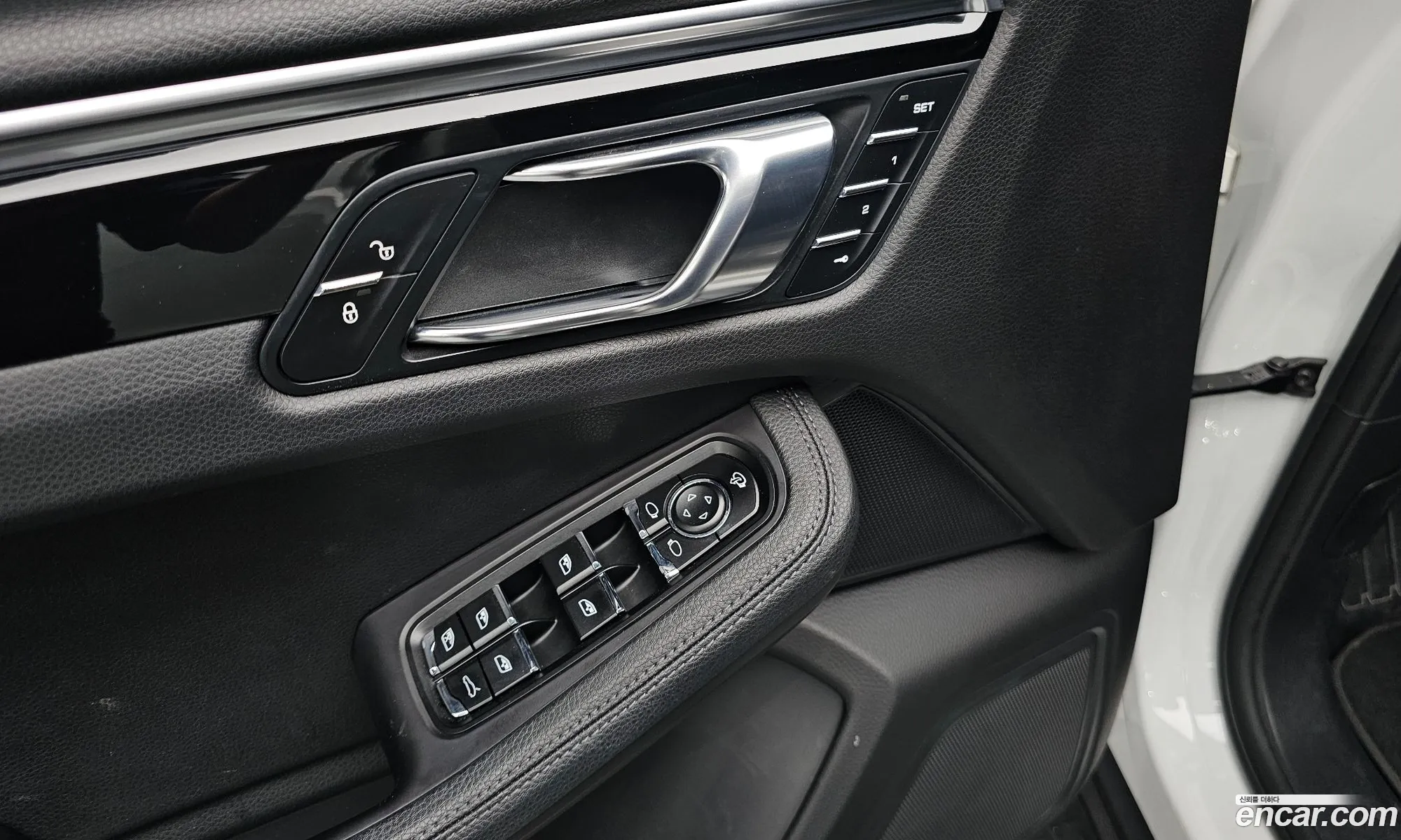 Porsche Macan 2017 WP1AD2952HLB70436 — 15