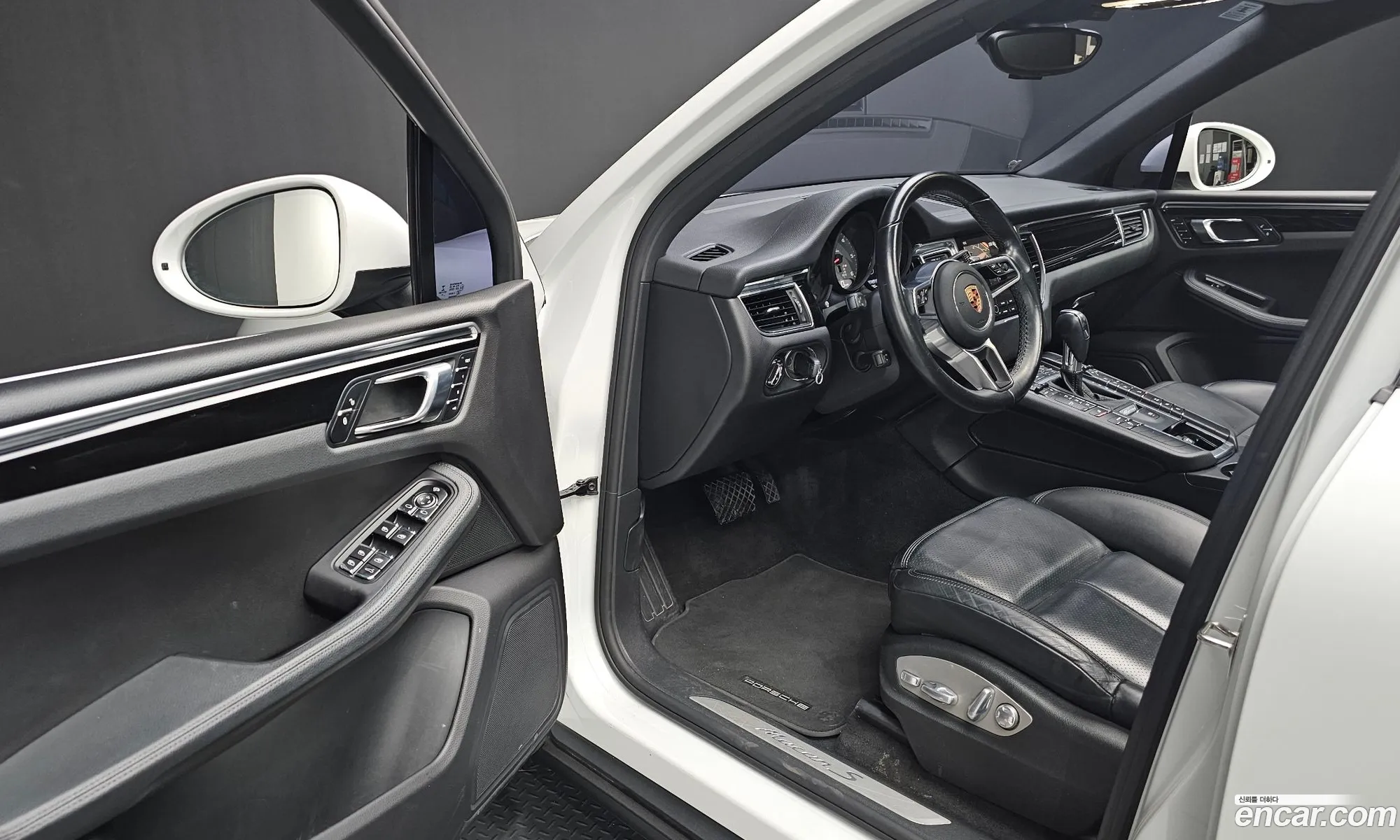 Porsche Macan 2017 WP1AD2952HLB70436 — 7