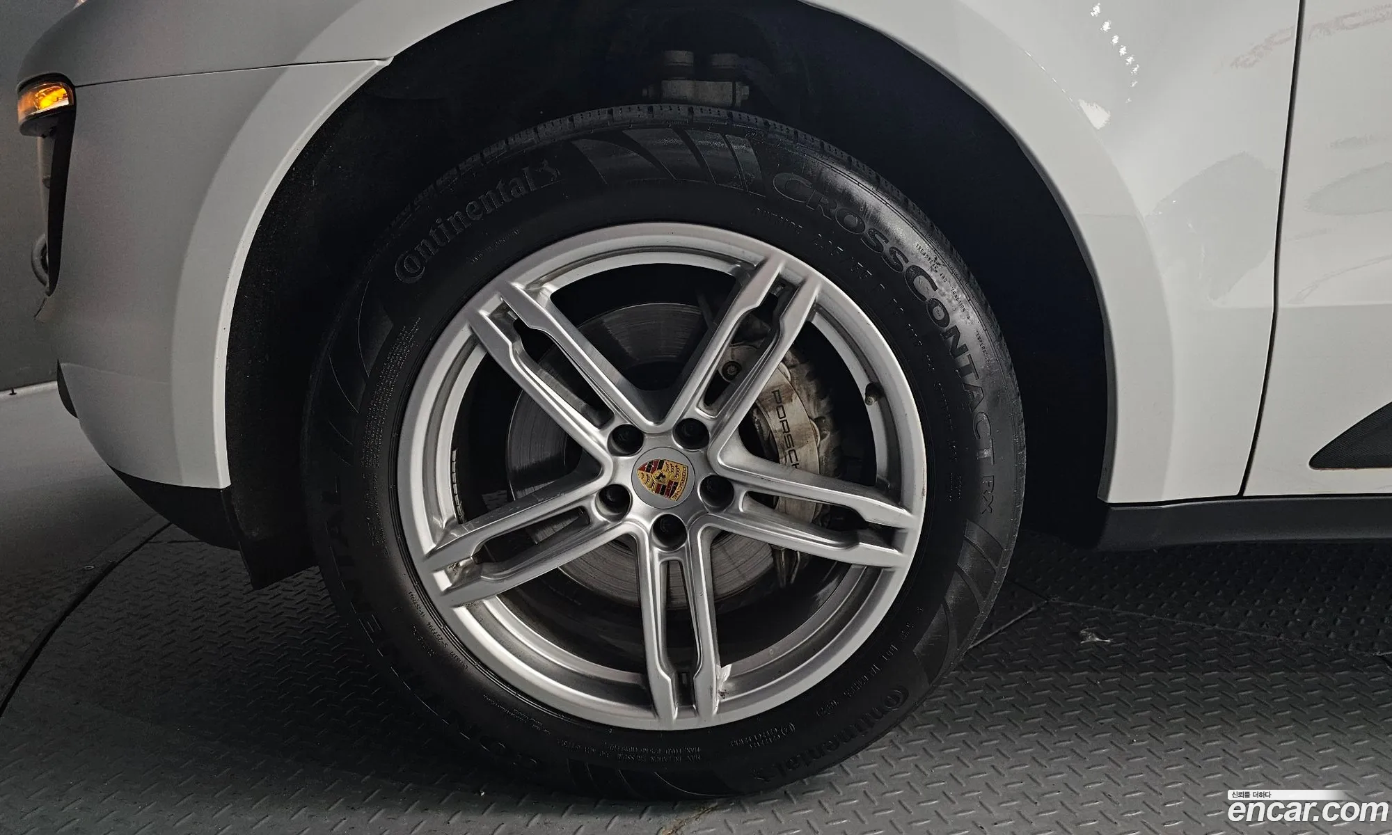 Porsche Macan 2017 WP1AD2952HLB70436 — 8