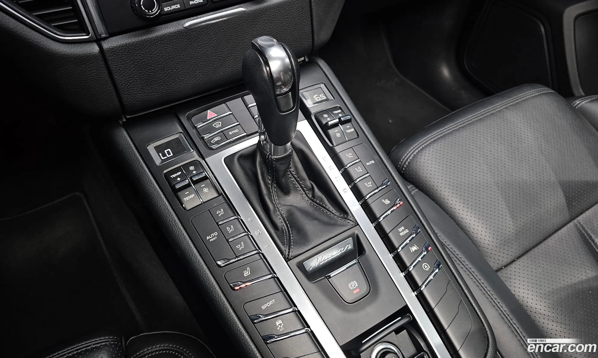 Porsche Macan 2017 WP1AD2952HLB70436 — 22