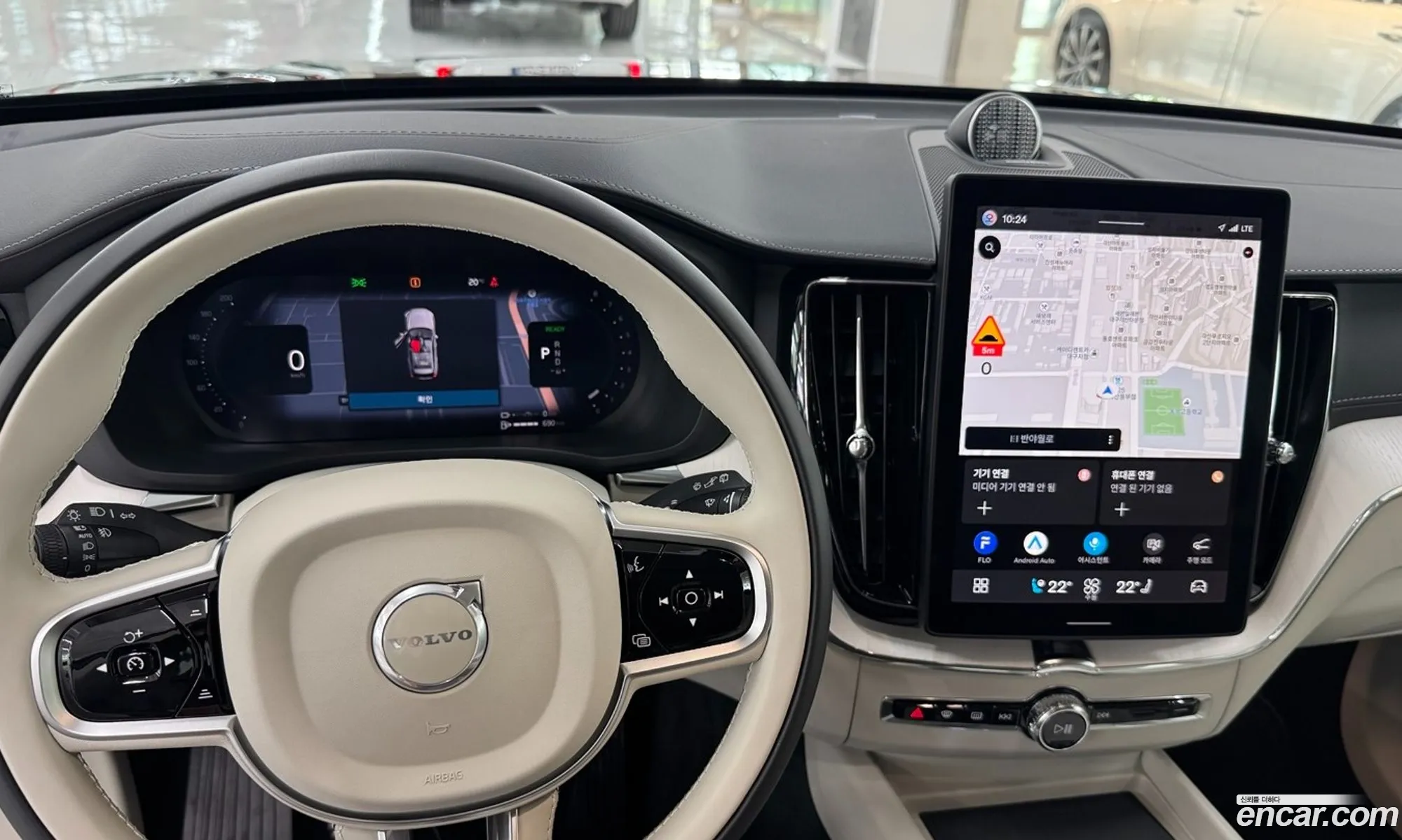 Volvo XC60 2026 — 16