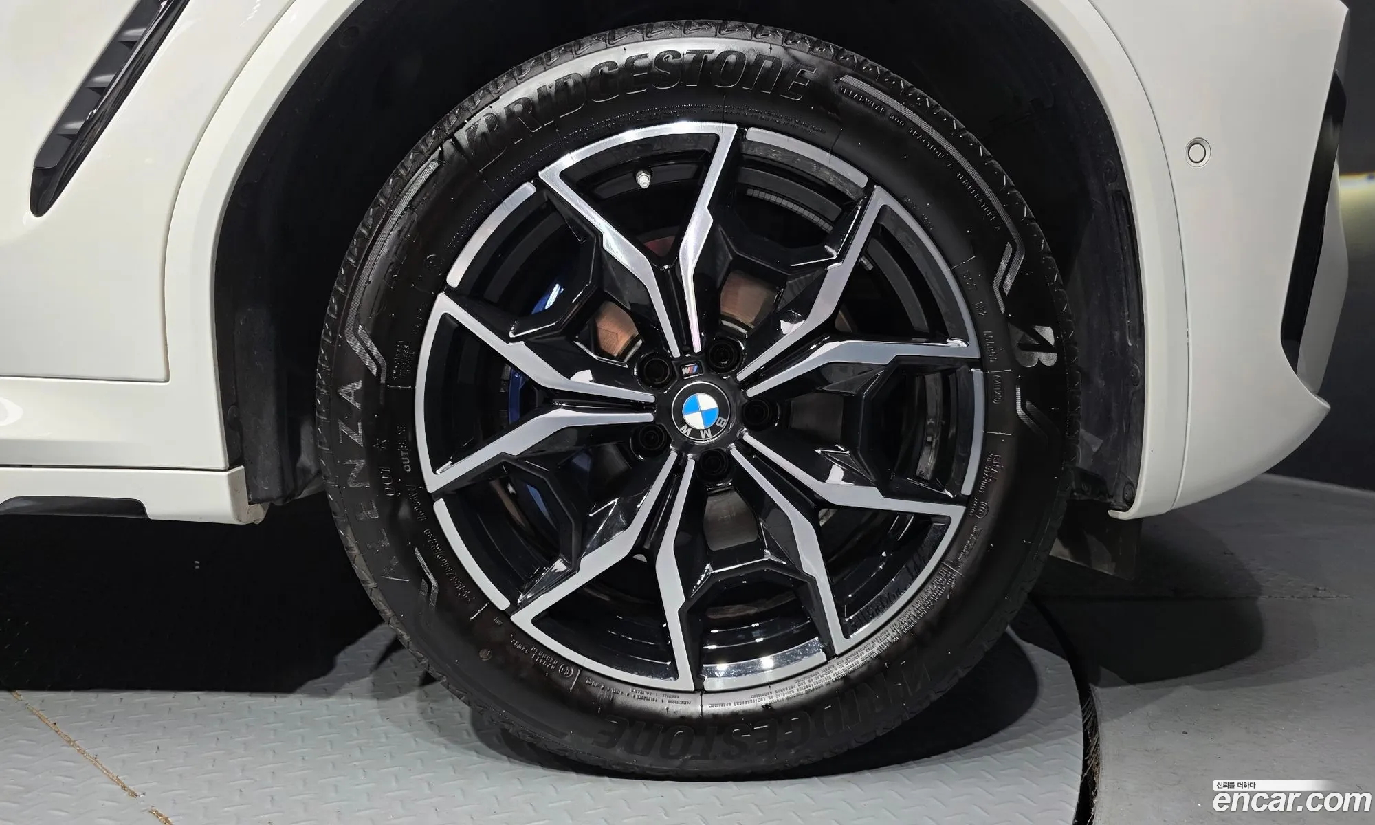 BMW X4 2023 — 16