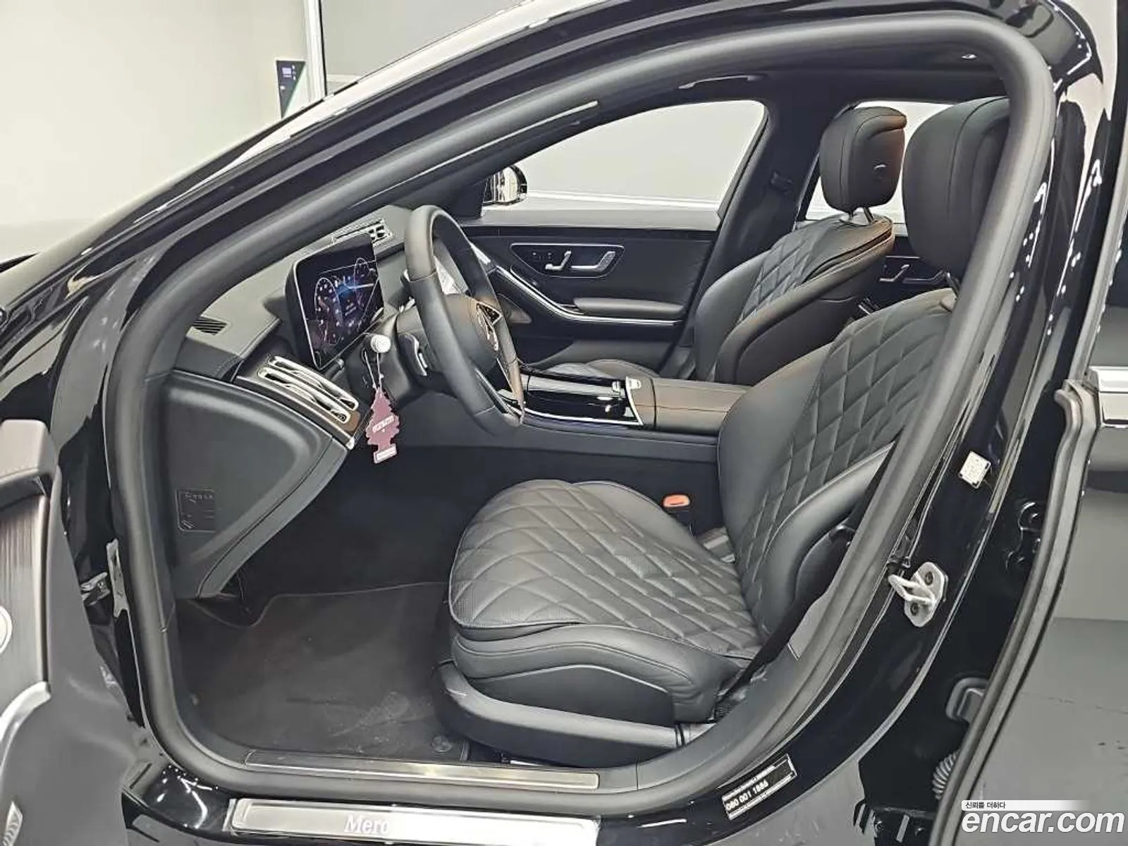 Mercedes-Benz S-Class W223 2025 — 17