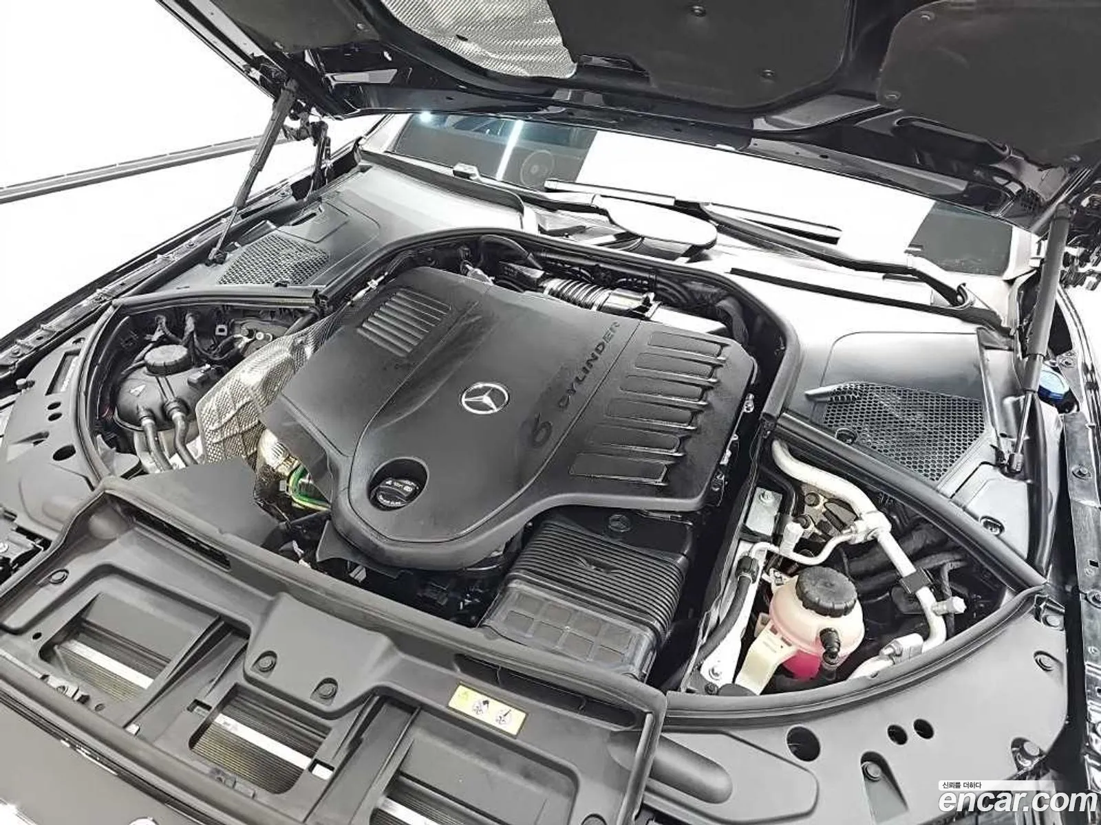Mercedes-Benz S-Class W223 2025 — 14