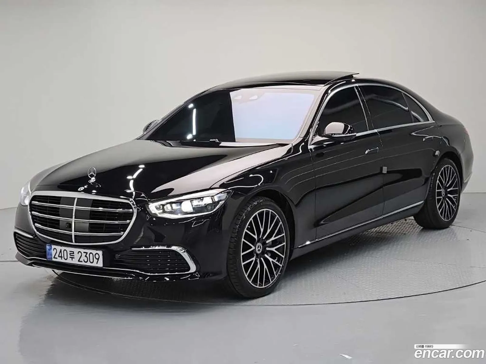 Mercedes-Benz S-Class W223 2025 — 16