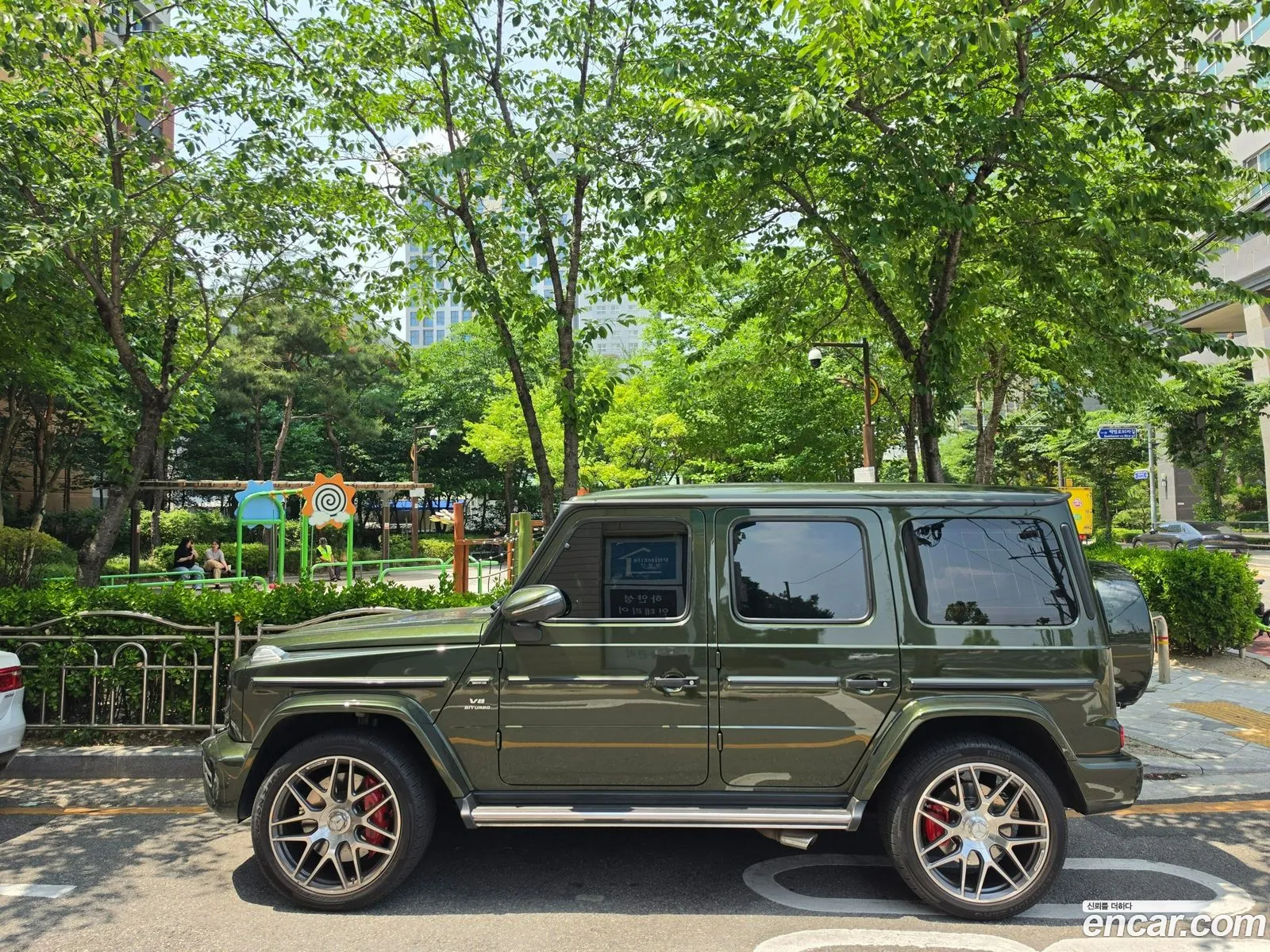 Mercedes-Benz G-Class W463b 2023 — 12