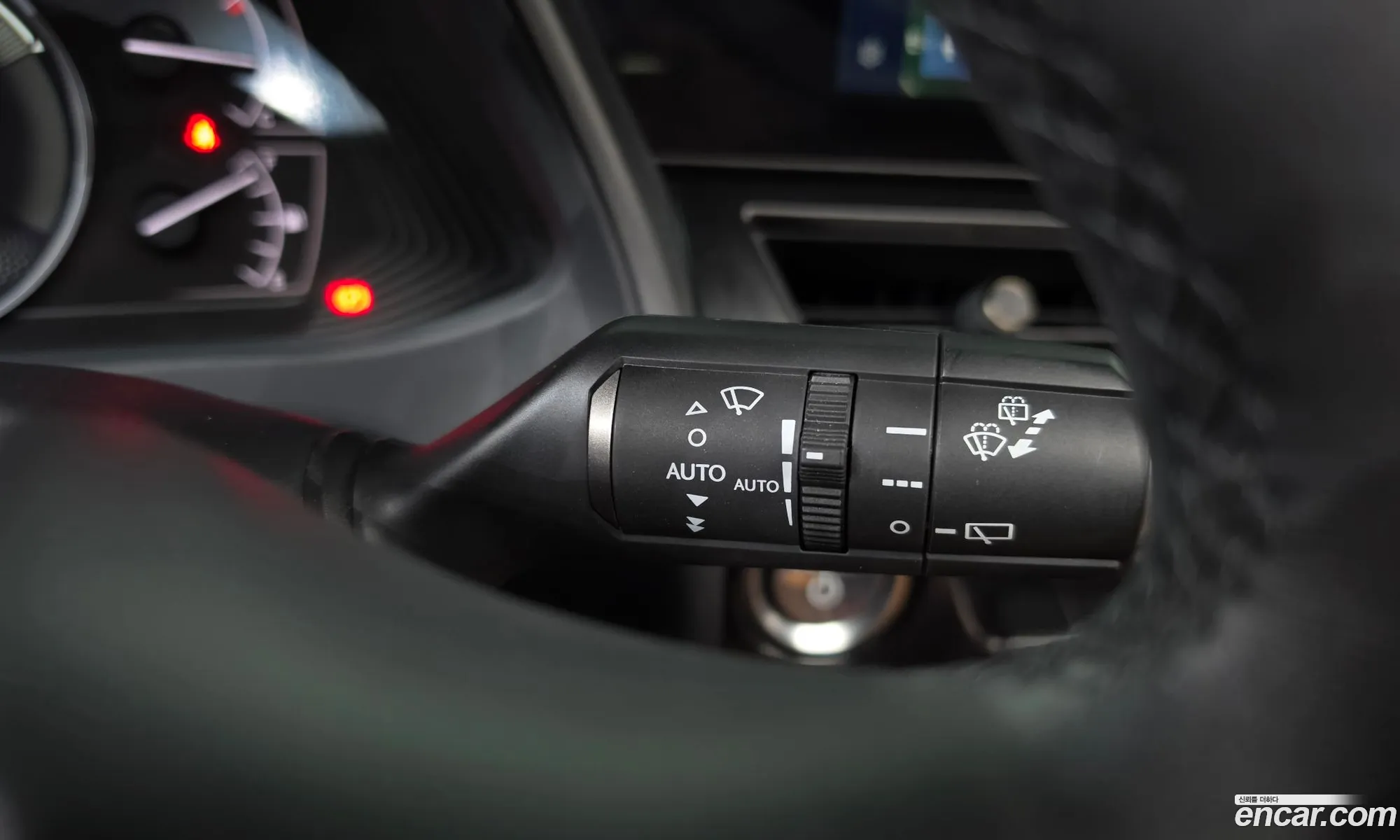 Lexus UX250h