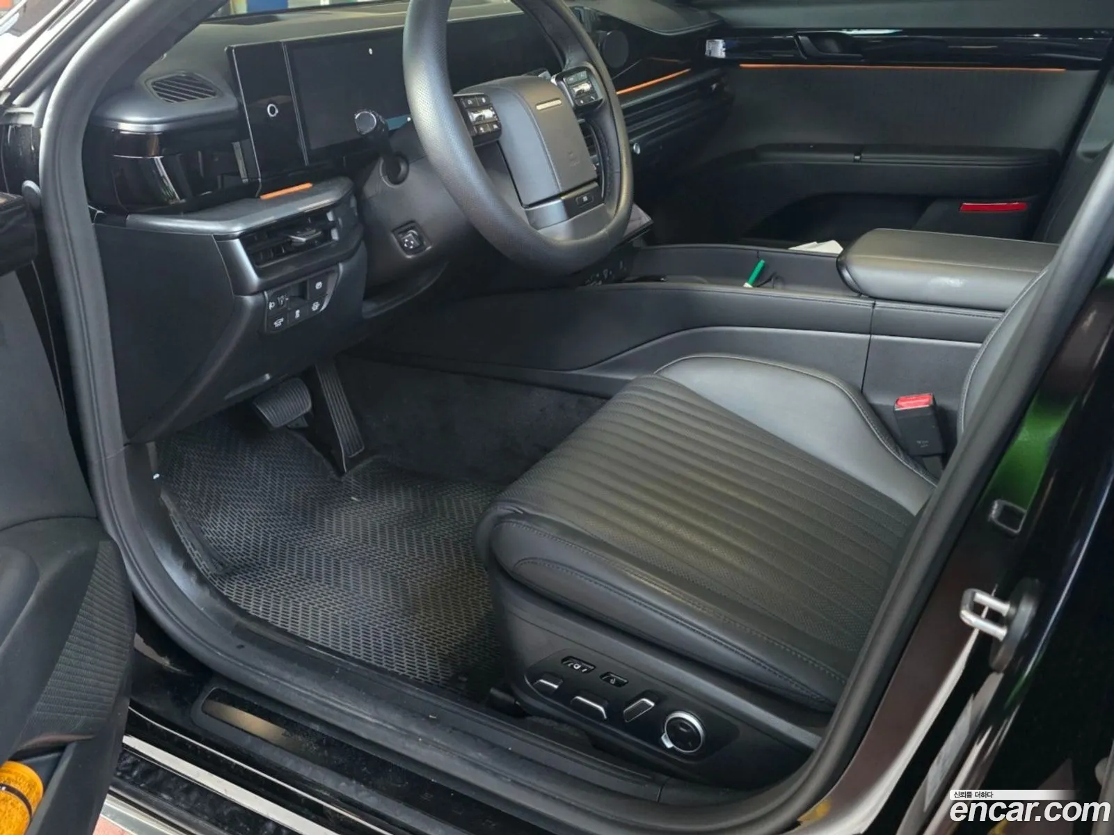 Hyundai Grandeur Hybrid 2025 — 4