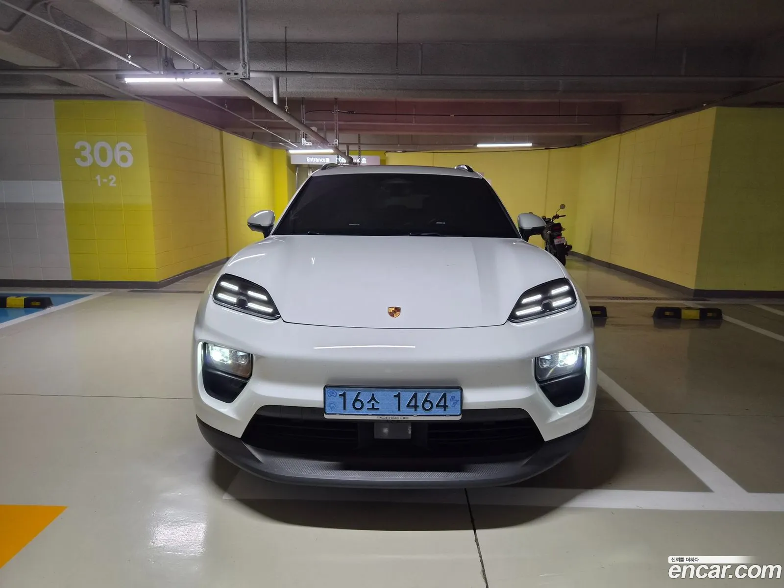 Porsche Macan EV 2025 — 6