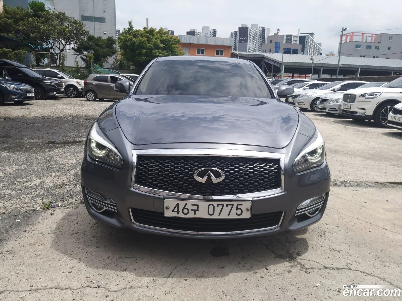 Infiniti Q70 2016 — 11