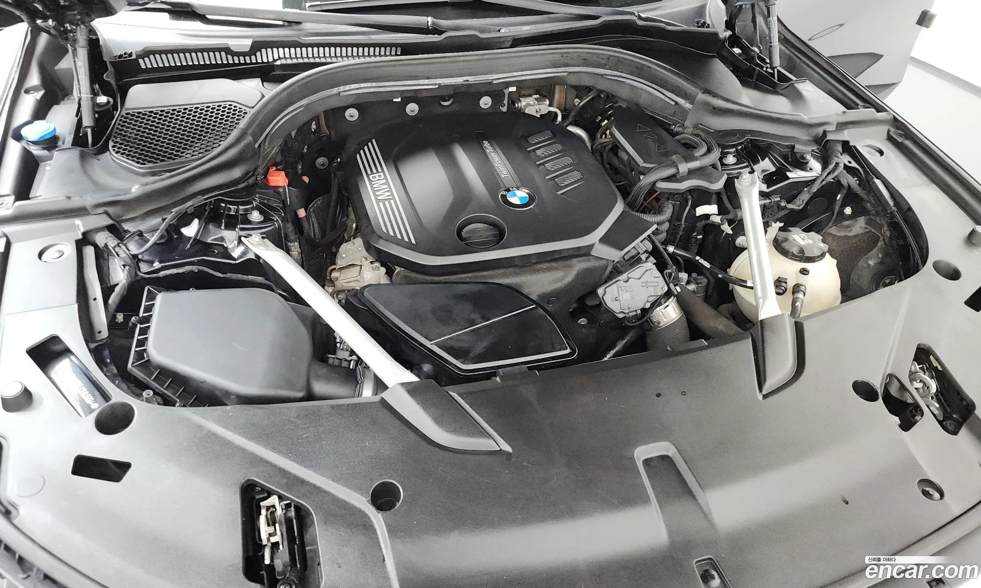 BMW 6 Series GT 2020 WBAJX4109LCE63294 — 17