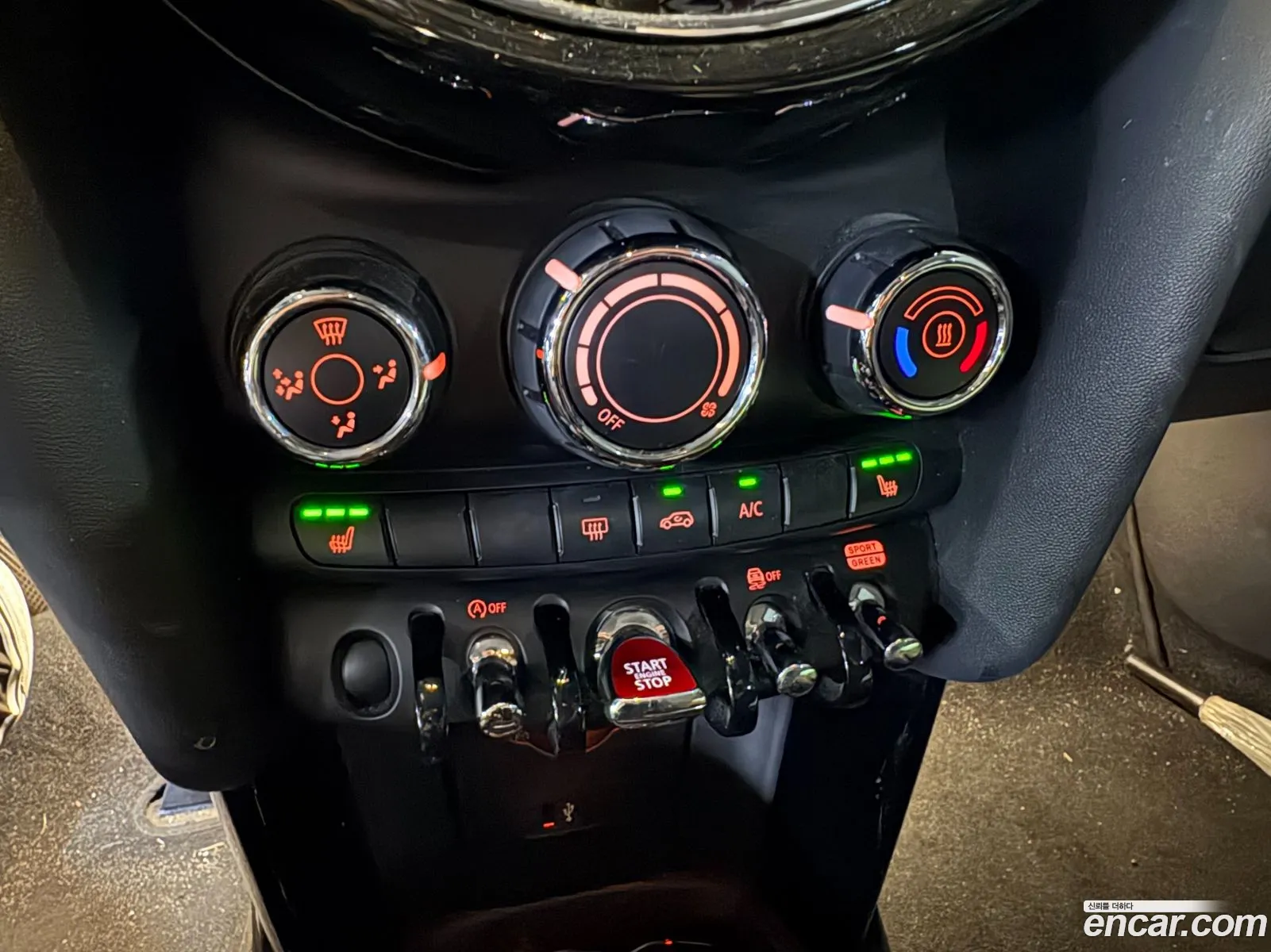 Mini Cooper 2021 — 10