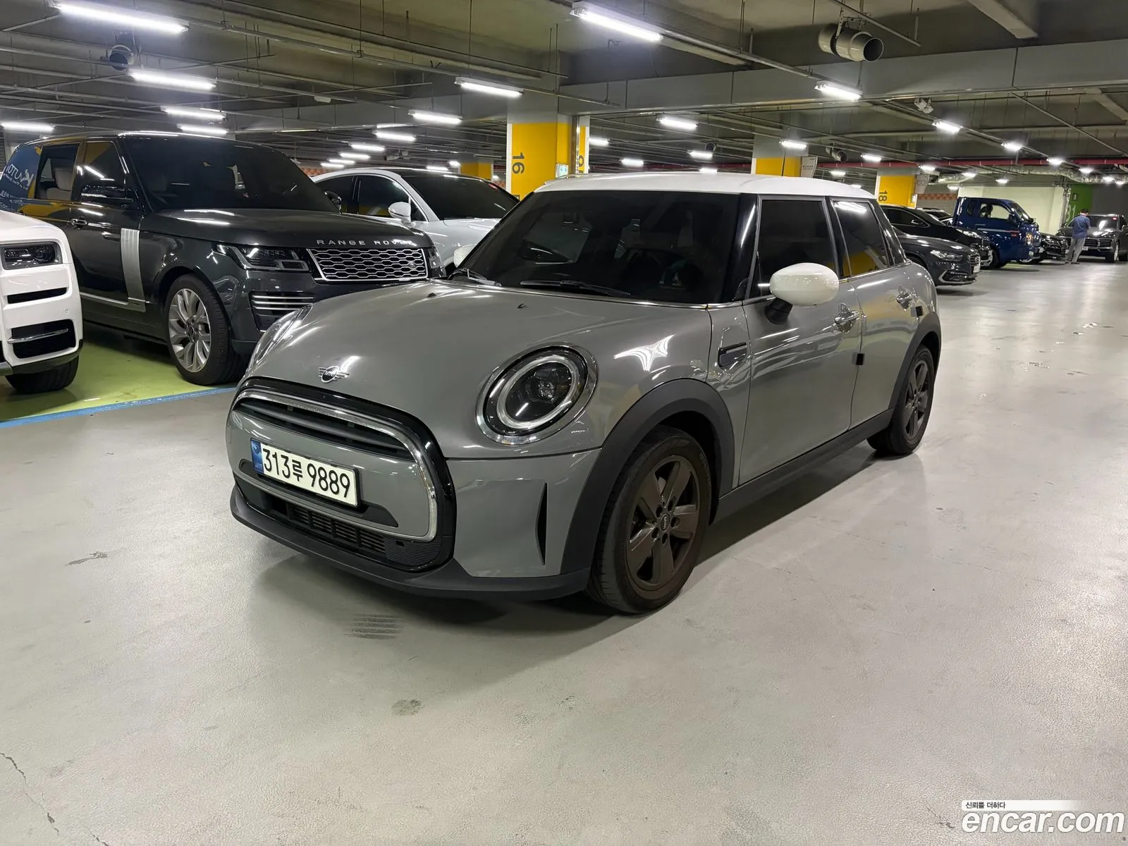 Mini Cooper 2021 — 18