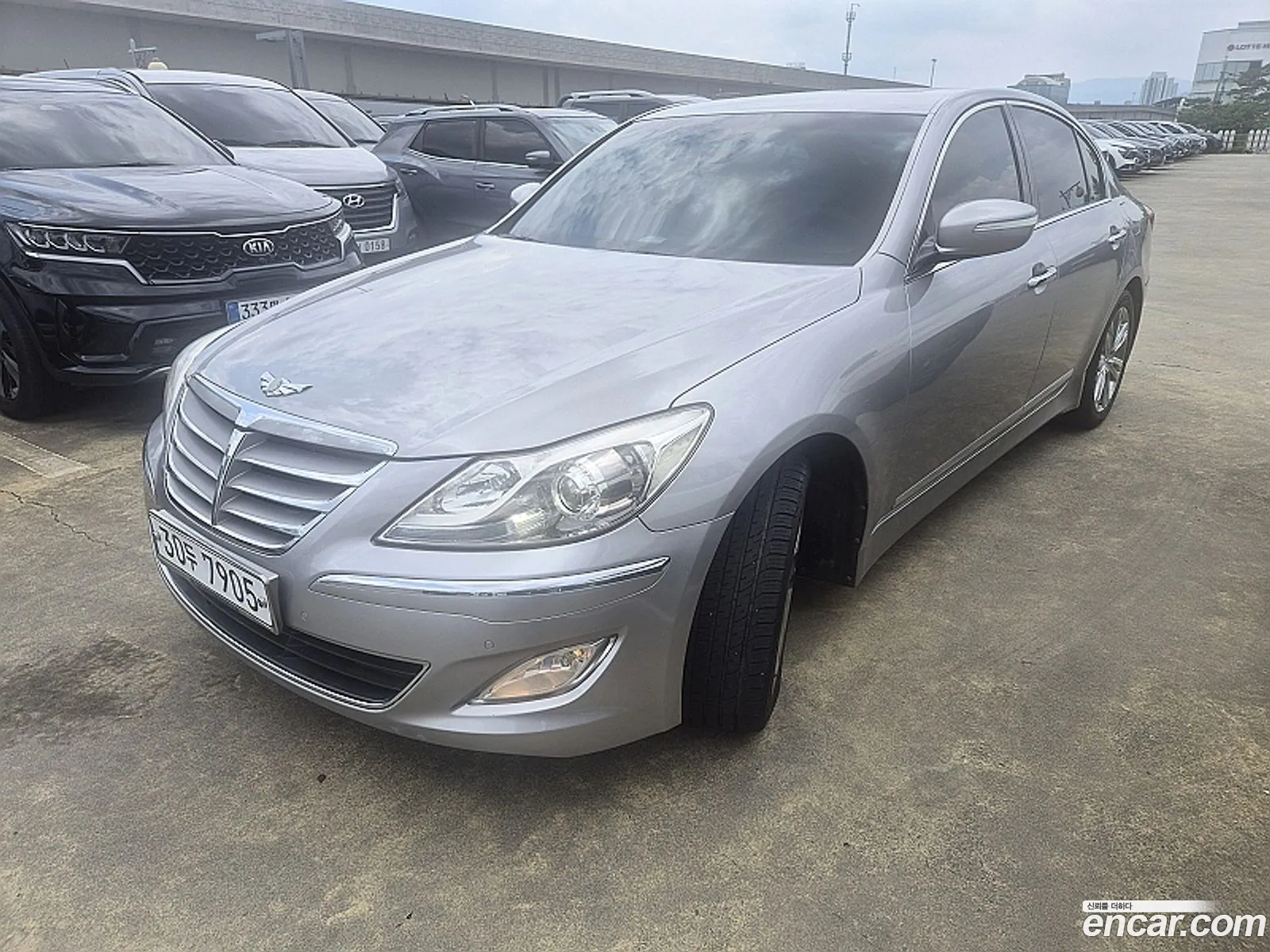 Hyundai Genesis 2011 — 4