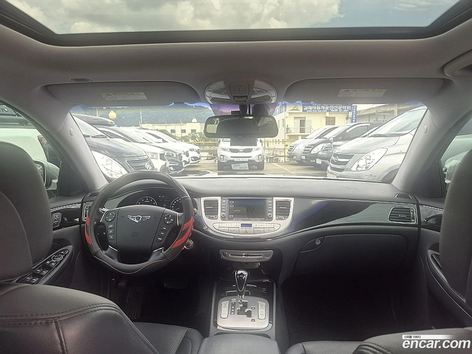 Hyundai Genesis 2011 — 3