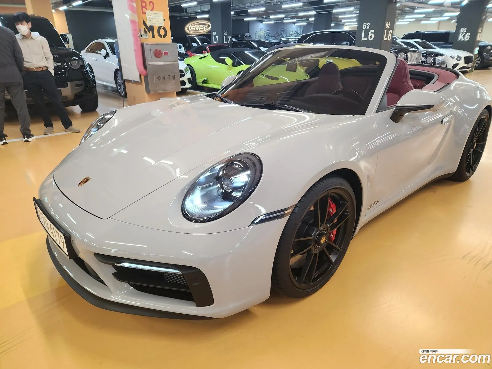 Porsche 911 2023 — 14