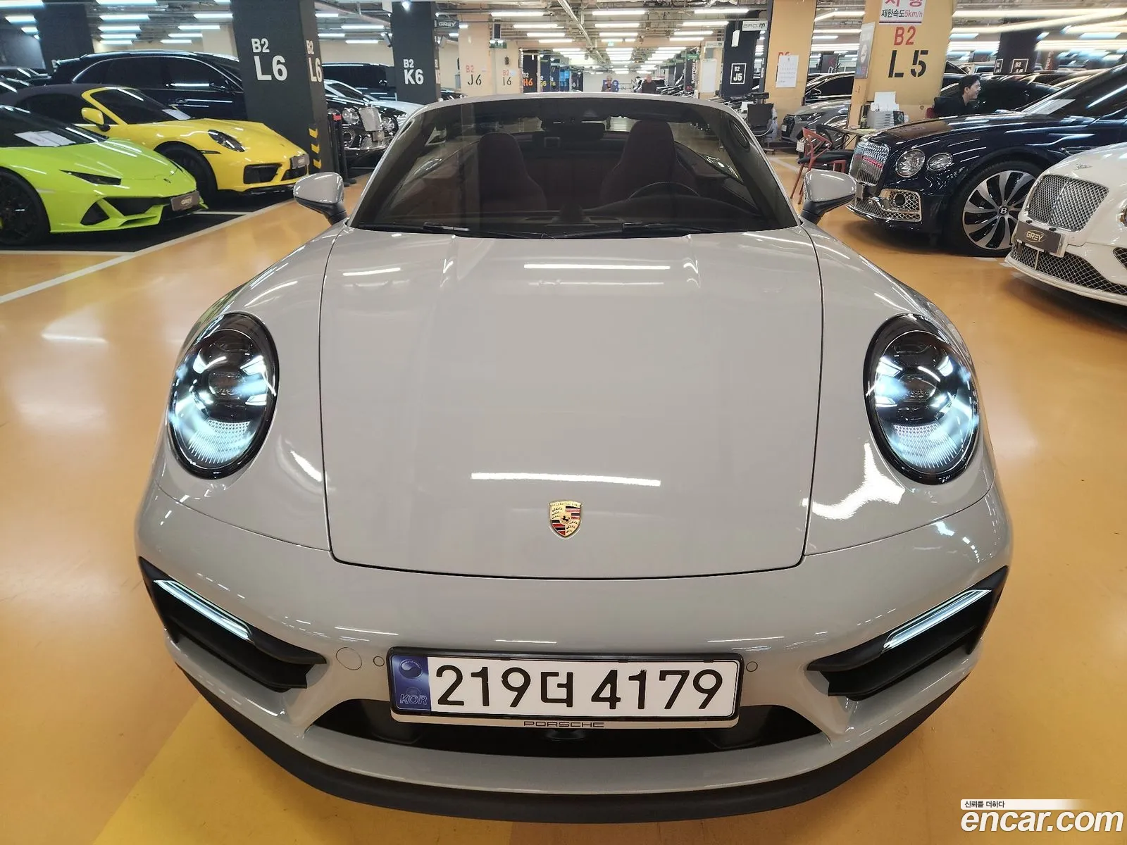 Porsche 911 2023 — 6