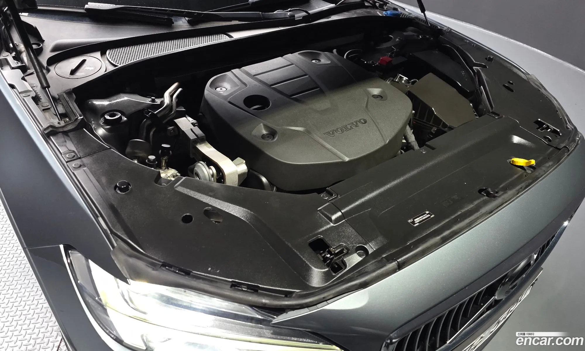Volvo S90 2017 YV1PSA8ADJ1028029 — 4