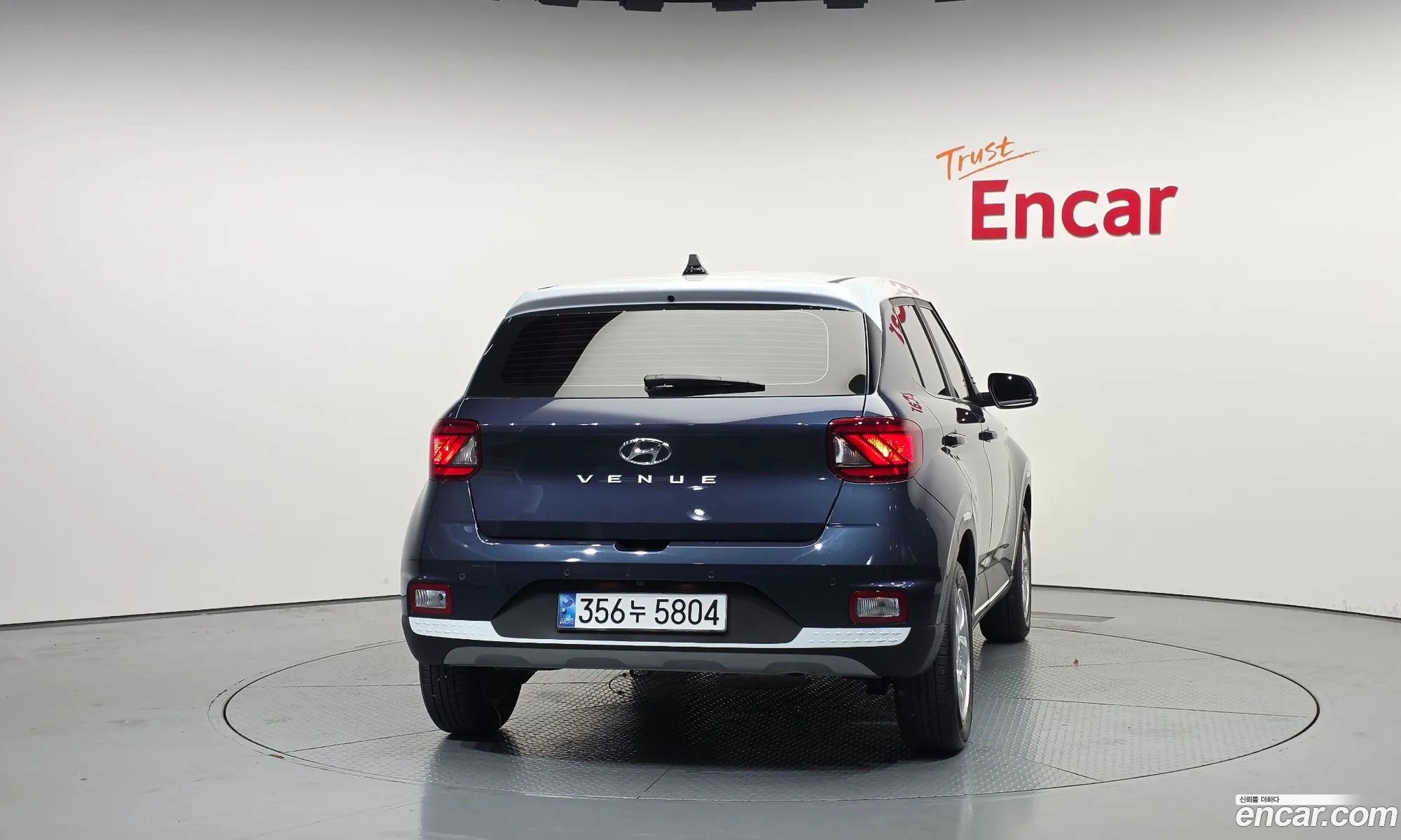 Hyundai Venue 2023 — 4